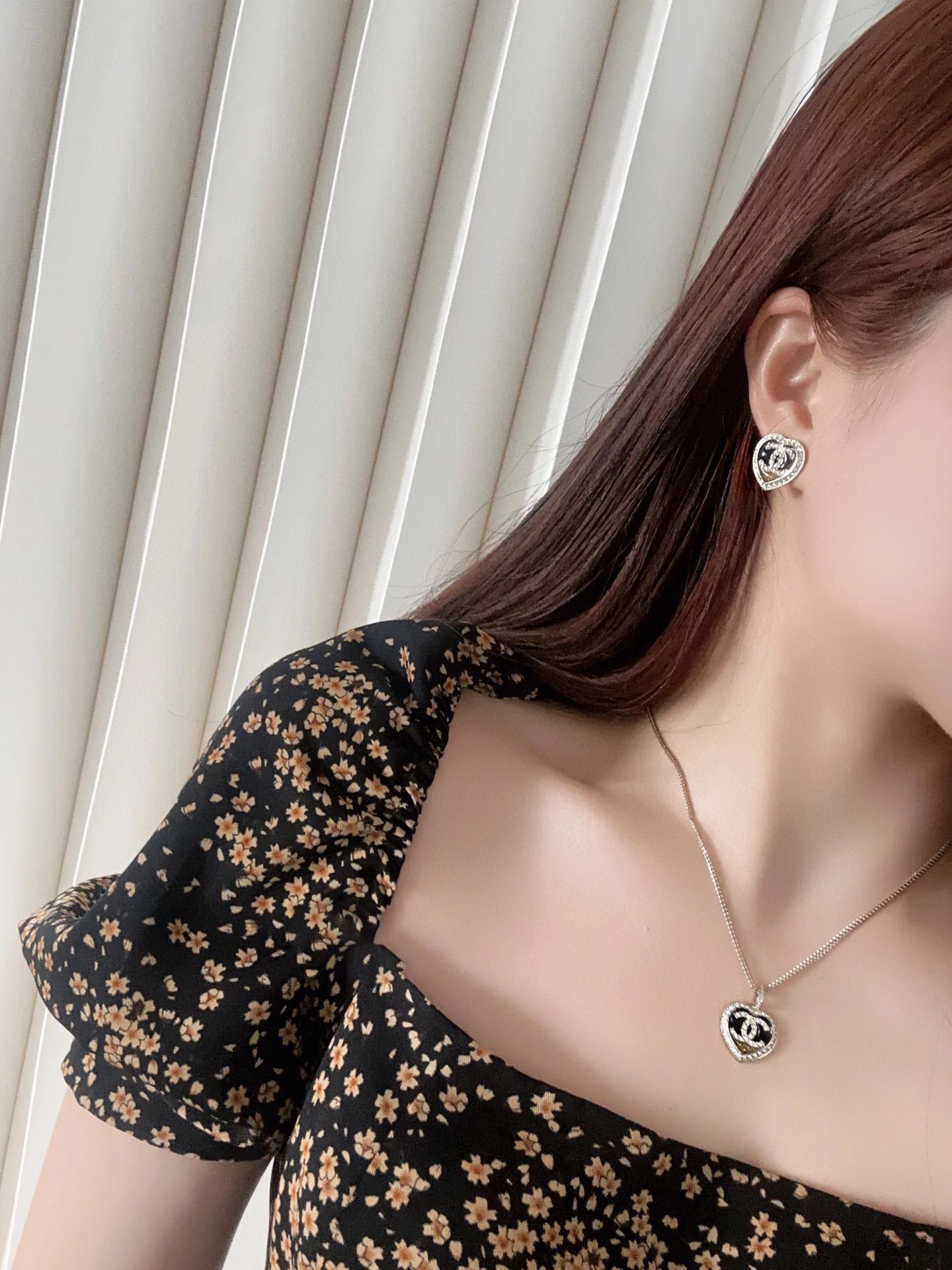 Chanel Colorblock Gold Black Heart Bracelet Earrings Necklace - Original Replica Club