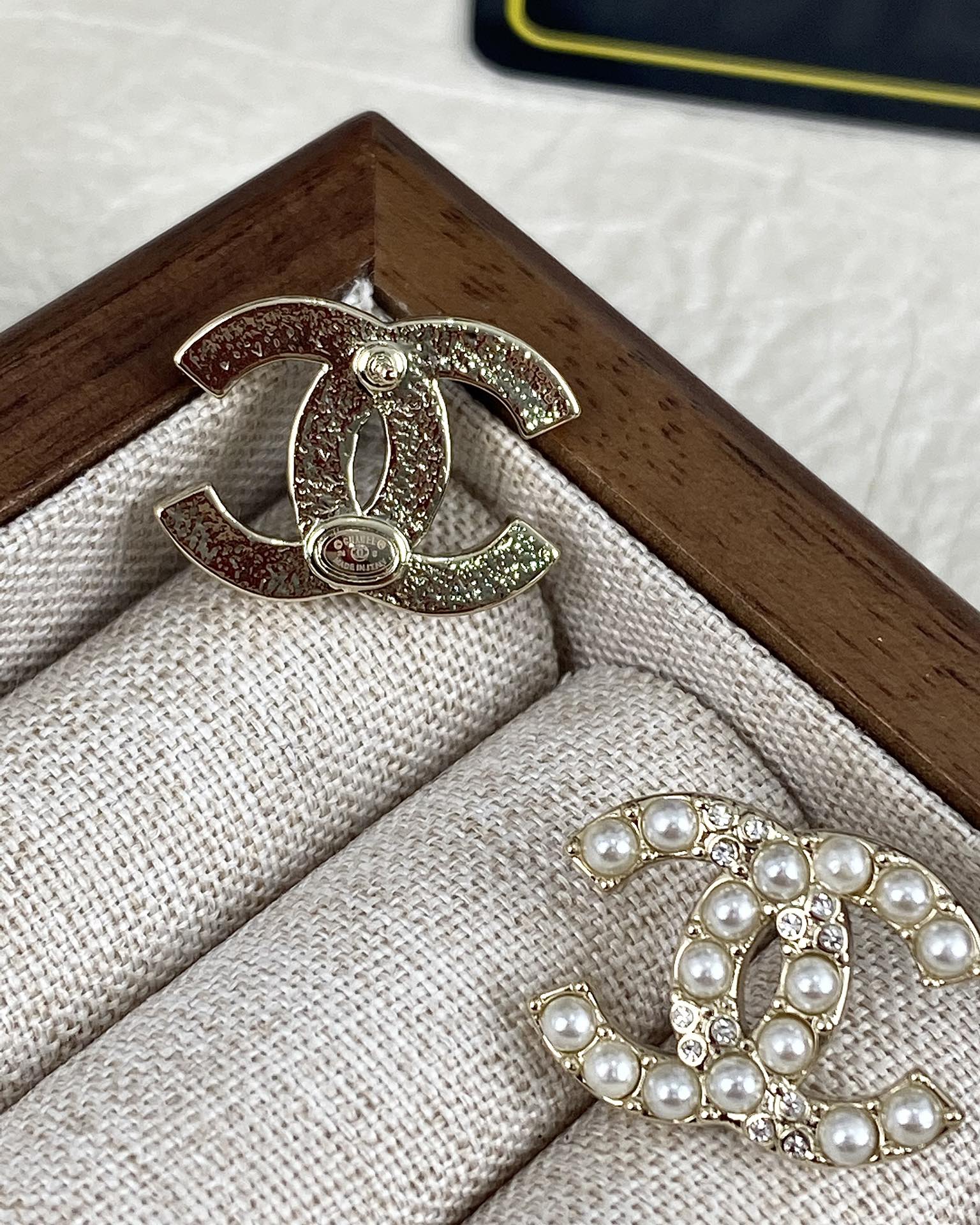 Chanel Pearl and Diamond Paved CC Earrings - Original Replica Club
