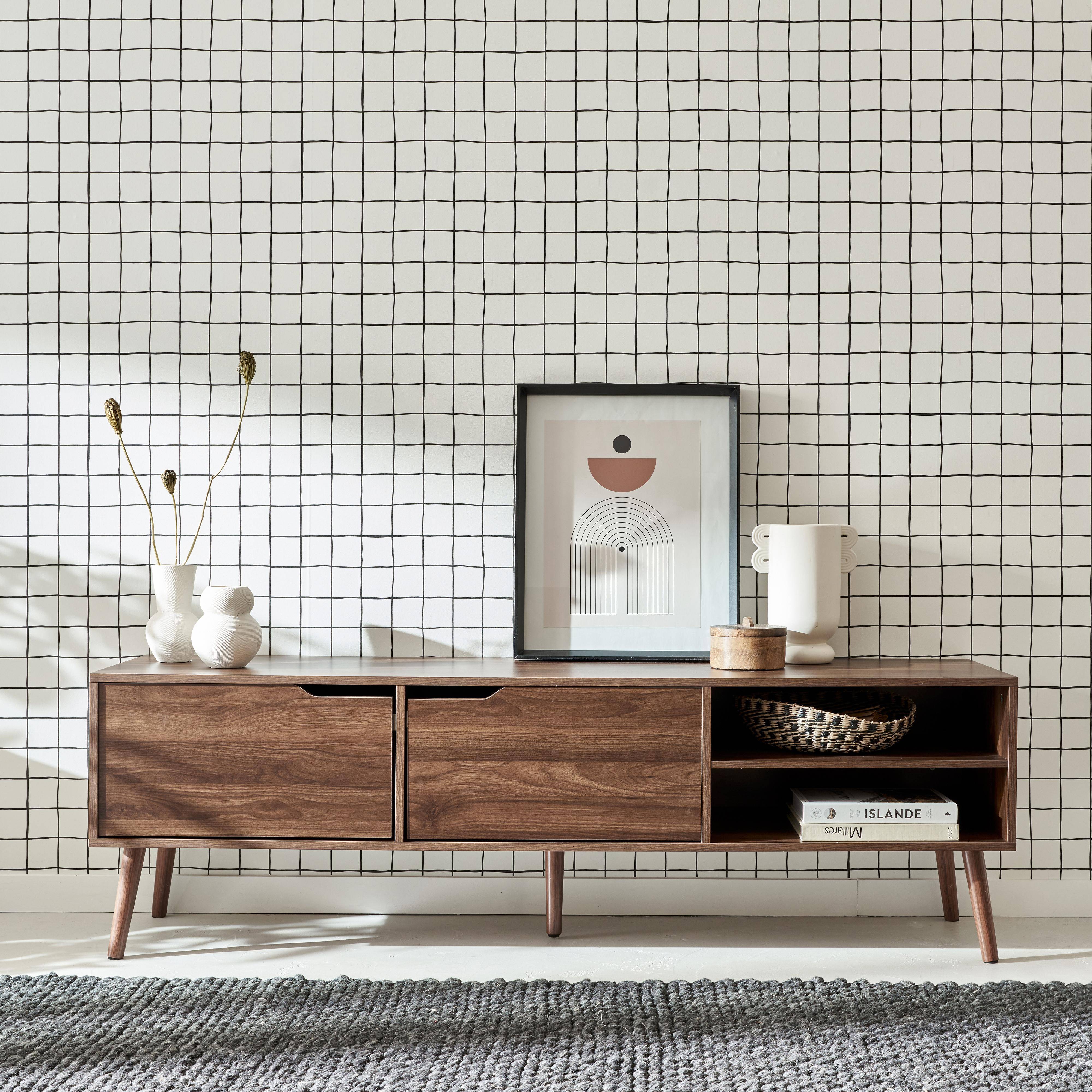 Nepal - Mueble TV en acabado estilo nogal con 2 puertas, 160cm