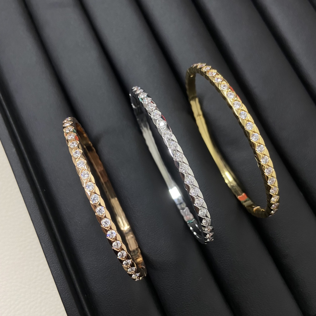 Chanel Coco Crush Full Diamond Paved Bangle Bracelet - Narrow Version - Original Replica Club