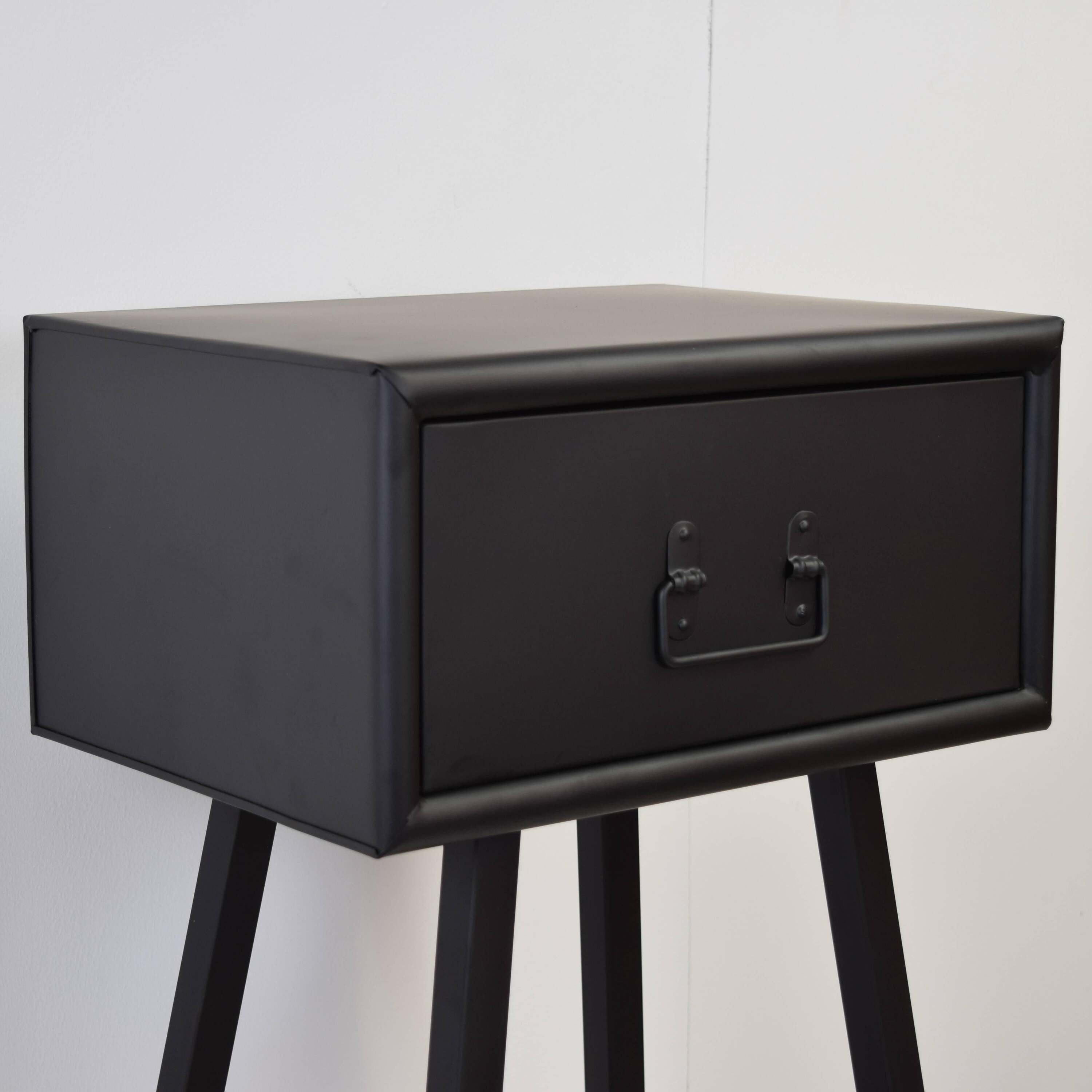 LOFT42 Denver Nachtkastje - Zwart metaal - 1 lade - 30x40x71