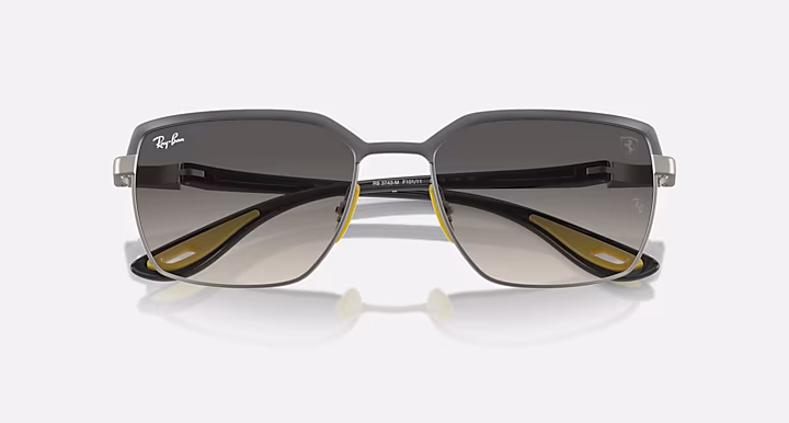 Ray-Ban RB3743M SCUDERIA FERRARI COLLECTION