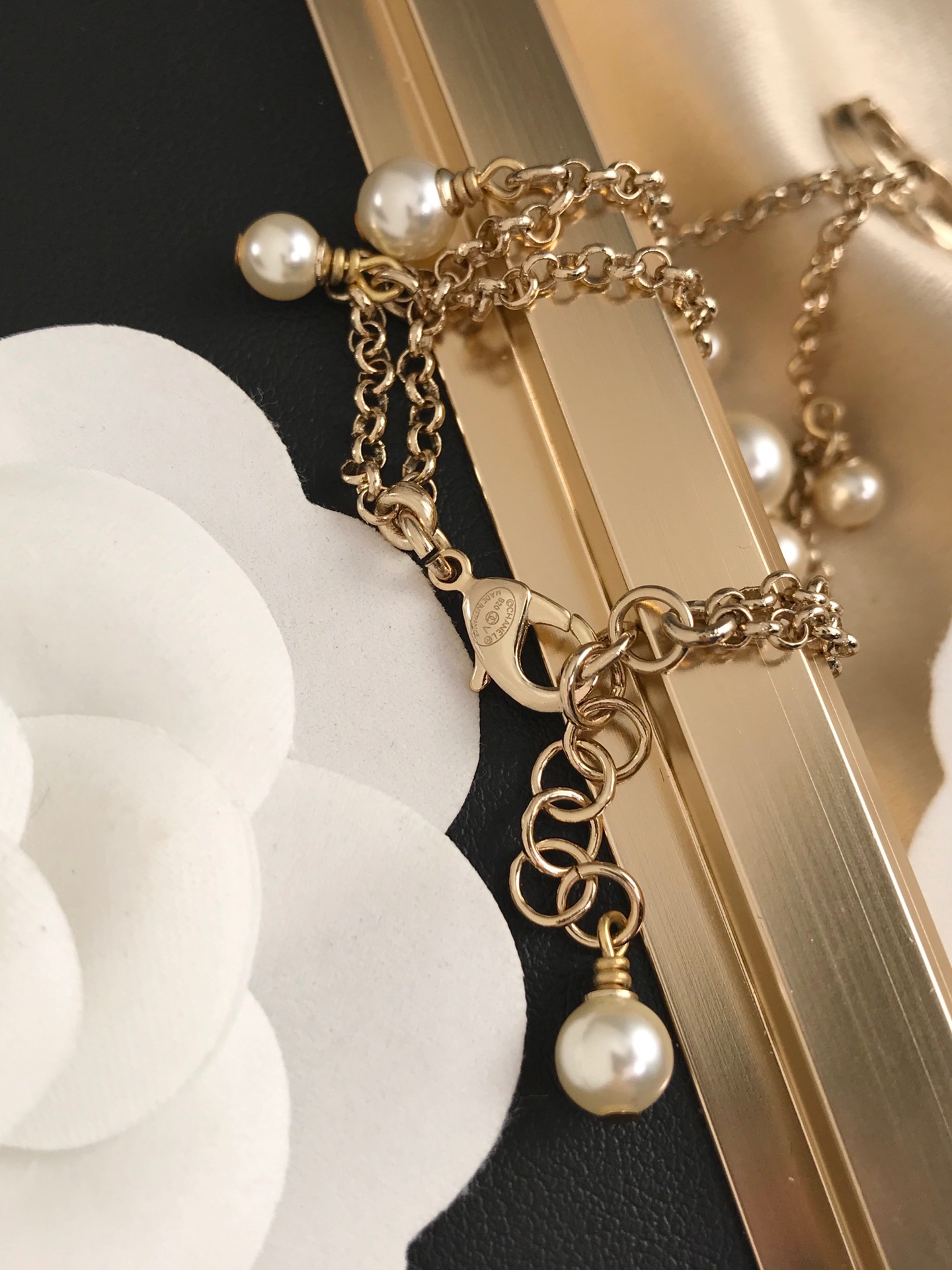 Chanel Dainty Two Layers Chain Pearl Bracelet - Original Replica Club