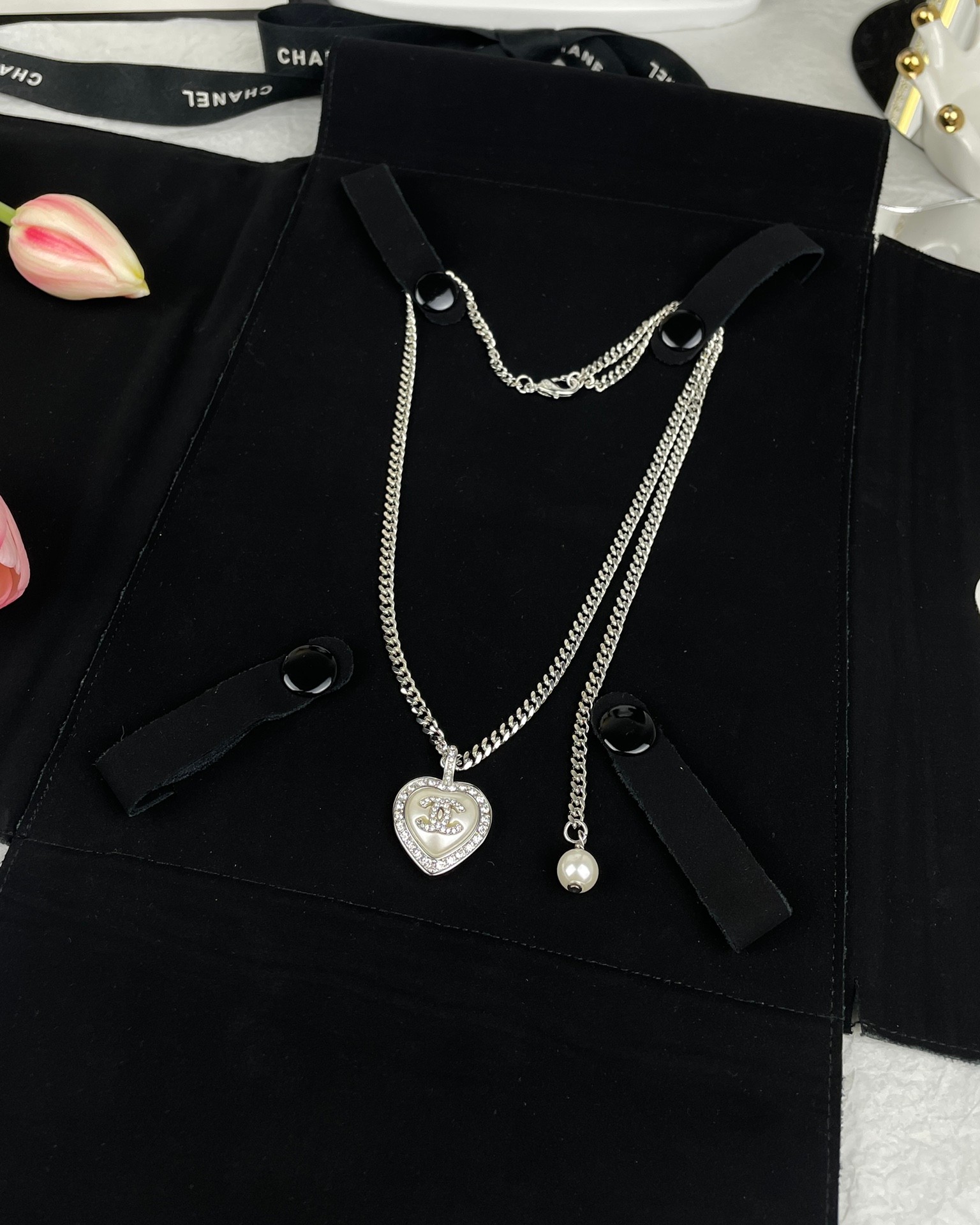 Chanel Heart Pendant Minimalistic Chain Necklace - Original Replica Club