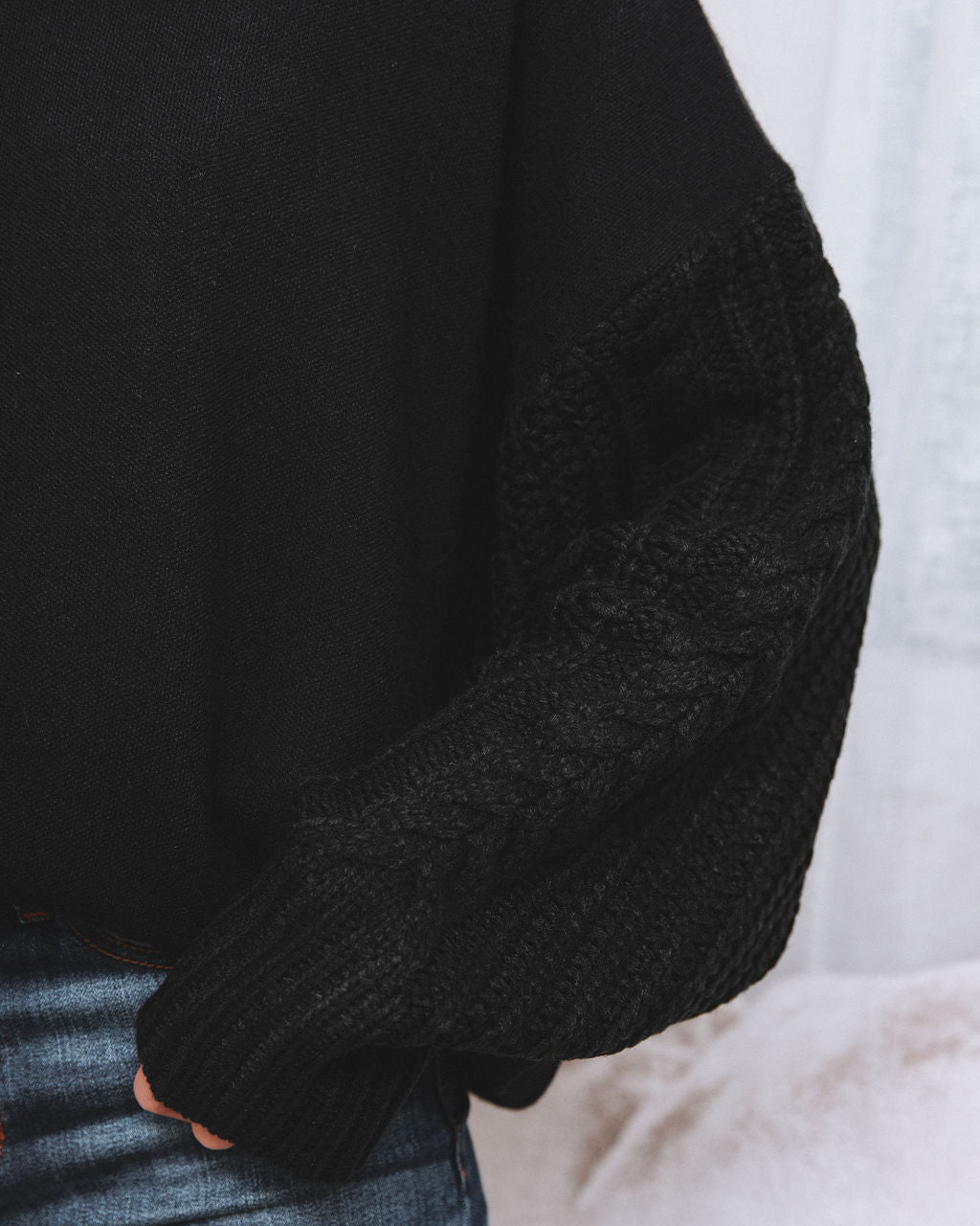 Luke Contrast Cable Knit Sweater - Black - Se7enfashion