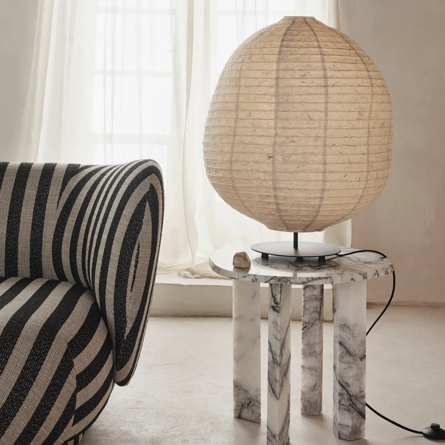 Ferm Living Kurbis Vloerlamp - H 63,3 - Natural / Zwart