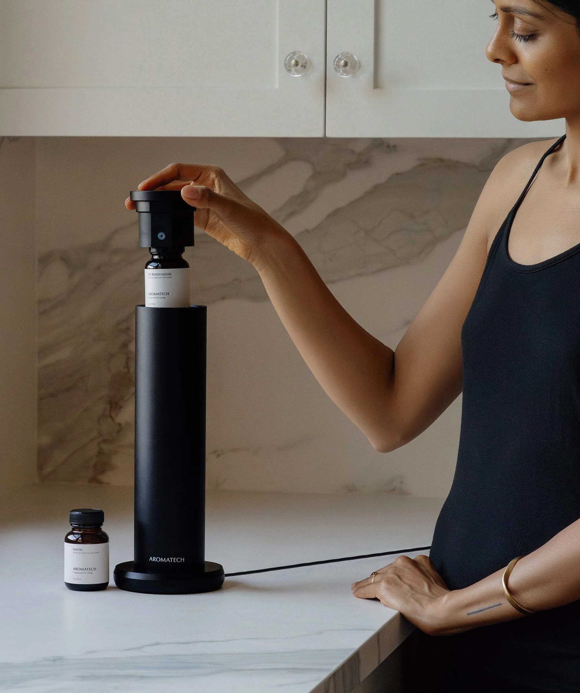 AromaTech New AroMini BT Plus Scent Diffuser w/Bluetooth -C Cold-Air Diffusion Scent Machine for Home, Office, Hotel, Spa -C Nebulizing Diffusion System for Essential Oil Blends (Black) - Image 4