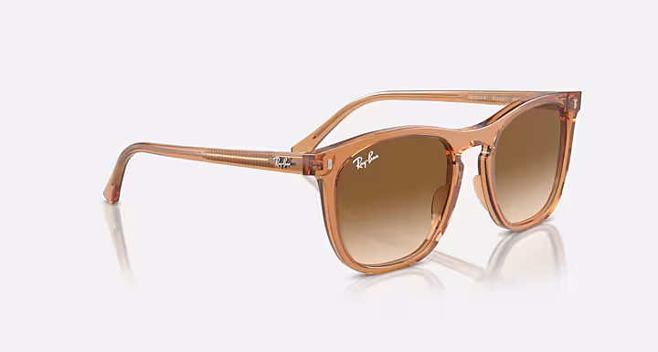 Ray-Ban RB2210