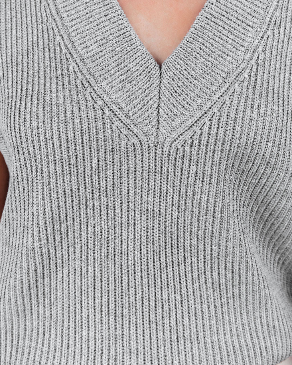 Harvey Knit Sweater Vest - Grey - Se7enfashion