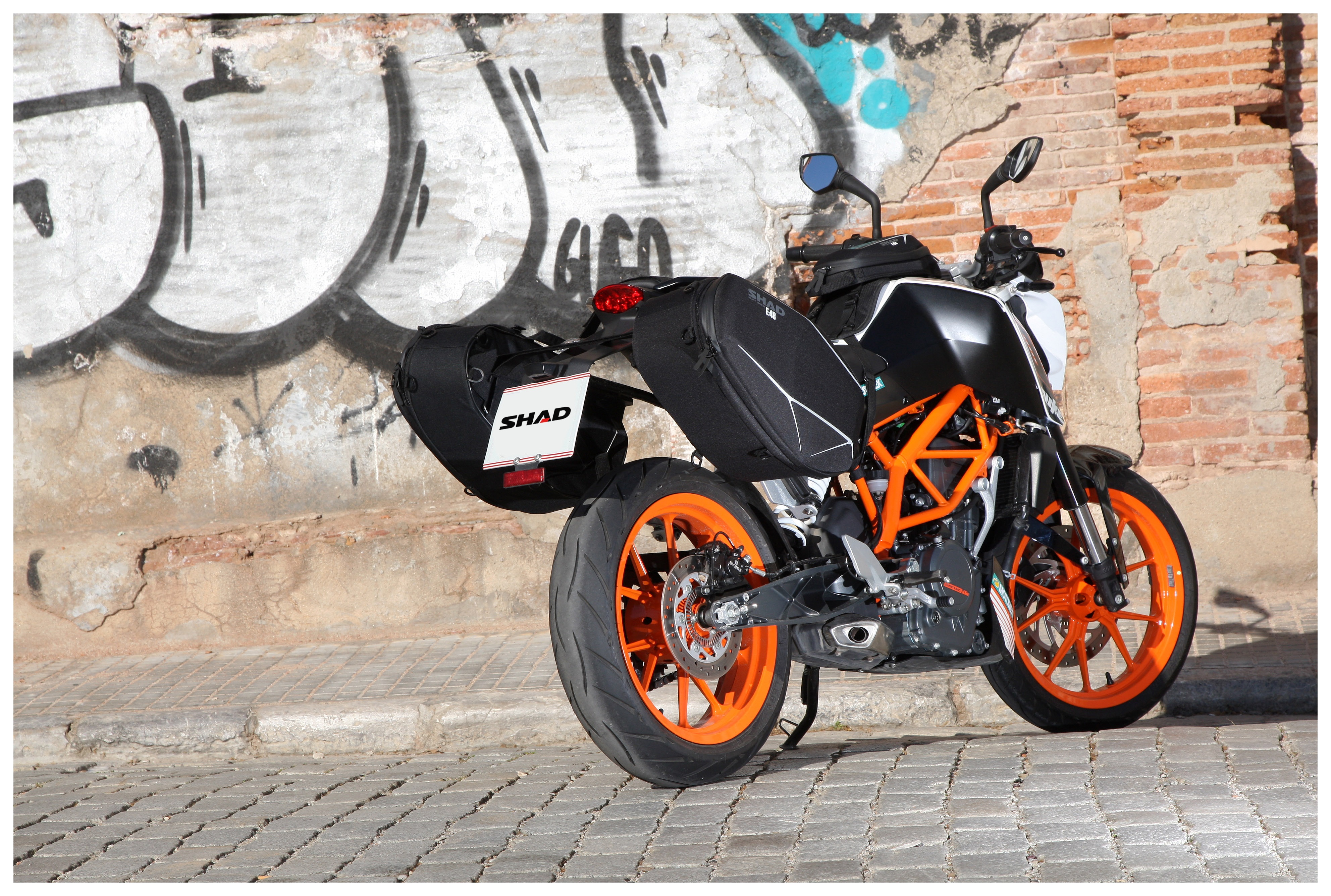 SportsBikeShop Shad E48 Semi Rigid Saddlebags