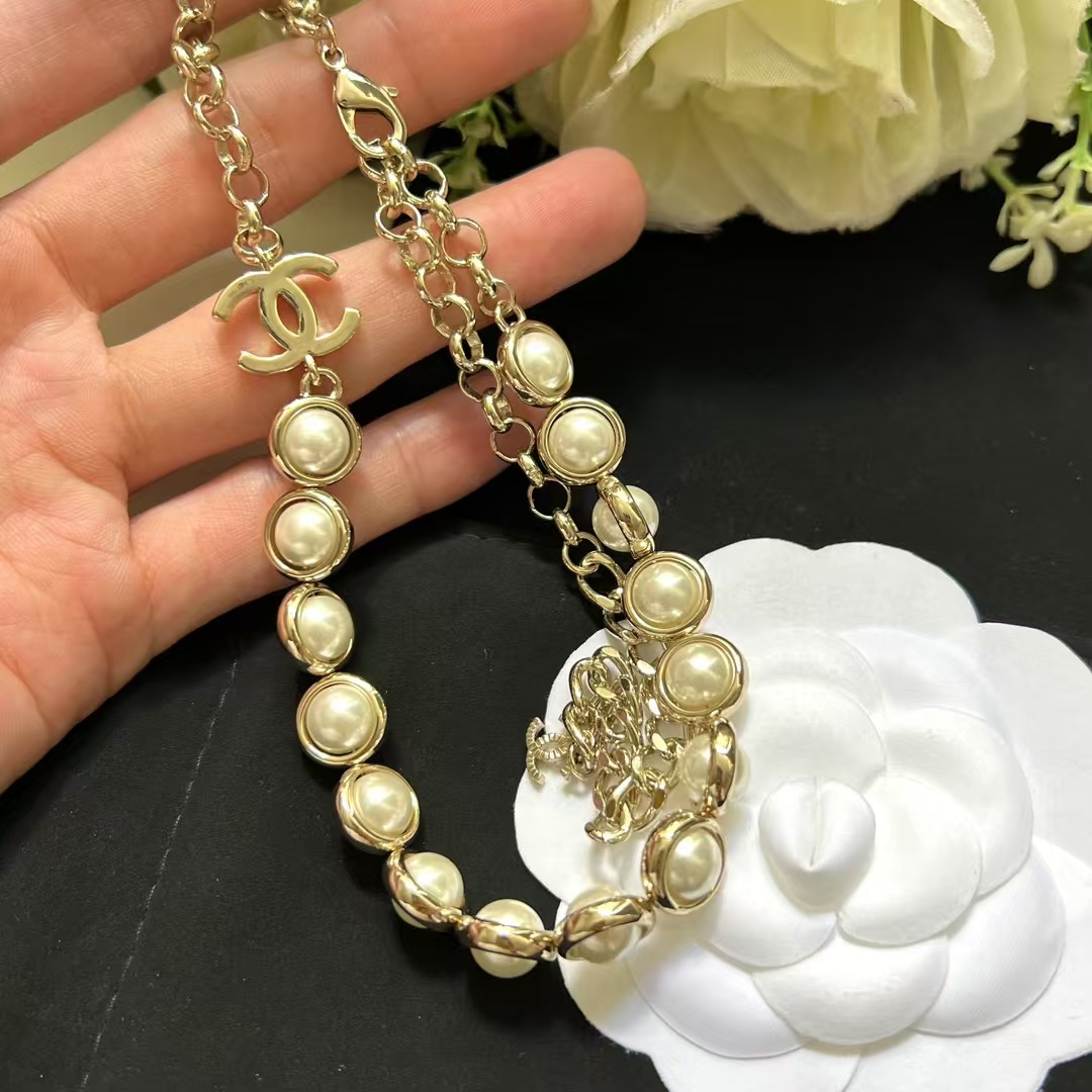 Chanel Half Chain Half Ehancered Pearl Necklace - Original Replica Club