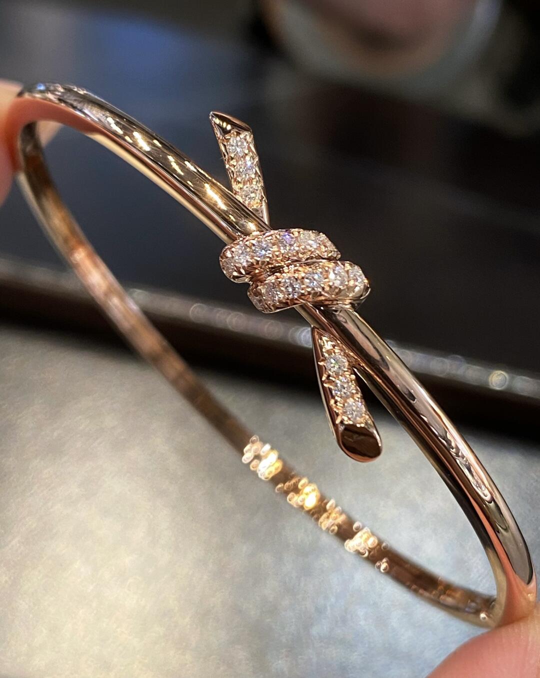 Tiffany Paved Diamond Knot Bangle Bracelet - Original Replica Club
