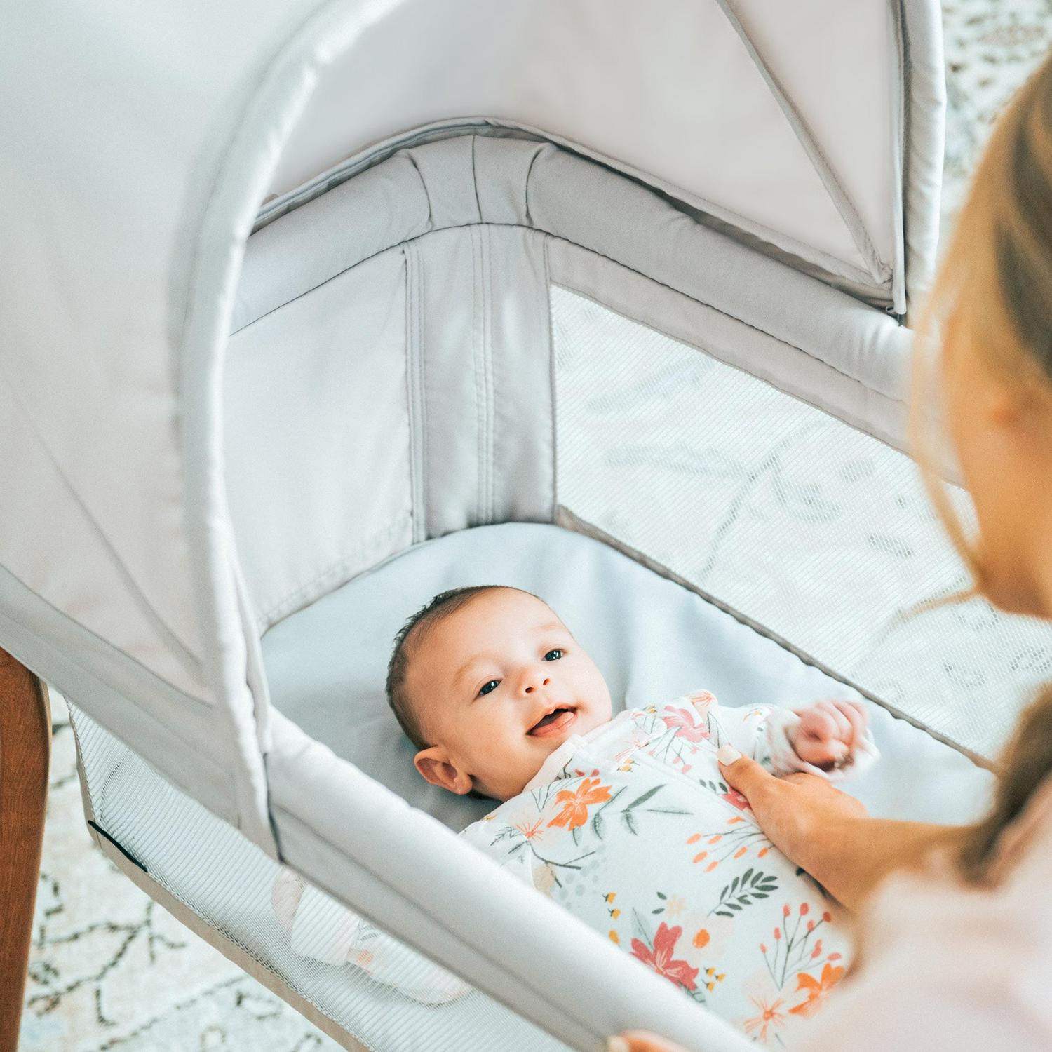 Chicco LullaGo Anywhere LE Portable Bedside Bassinet with Removable Canopy - Serene (Beige). New - Image 11