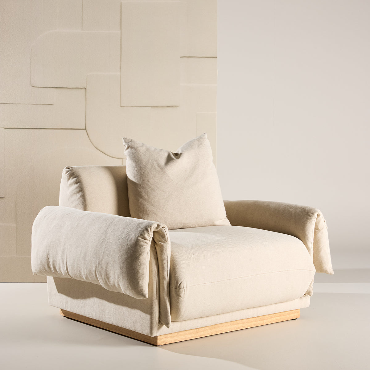 Nest living Rikki Gestoffeerde Fauteuil Beige