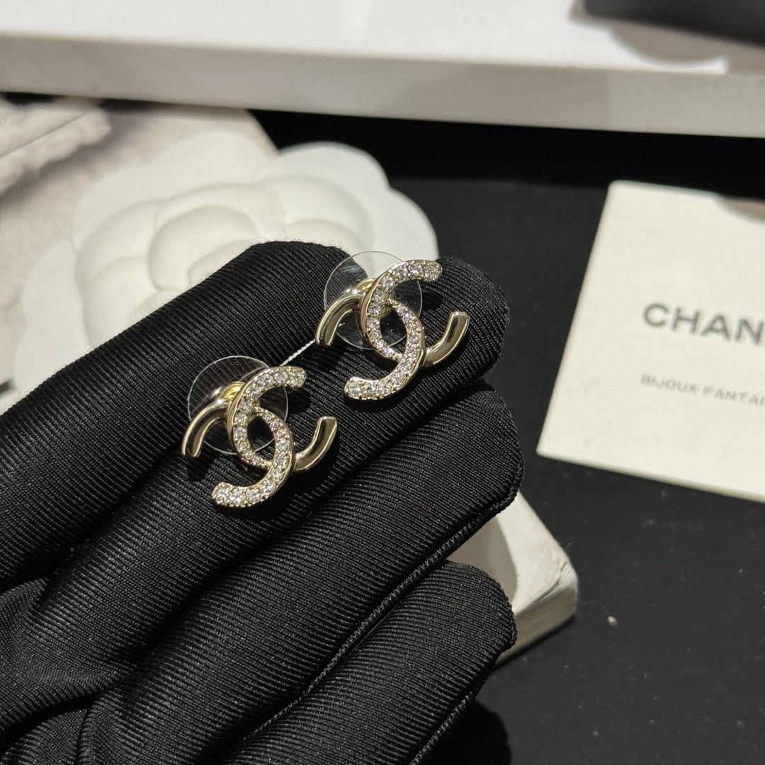 Chanel Light Gold CC Brooch Bracelet Bangle Earrings Necklace - Original Replica Club