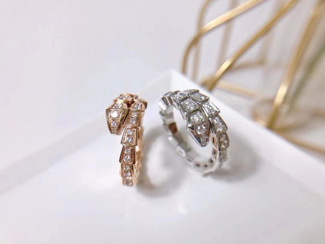 Bvlgari Full Diamond Serpenti Viper Ring - Original Replica Club