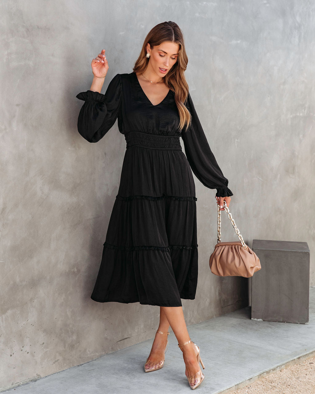 Monique Tiered Midi Dress - Black - Se7enfashion