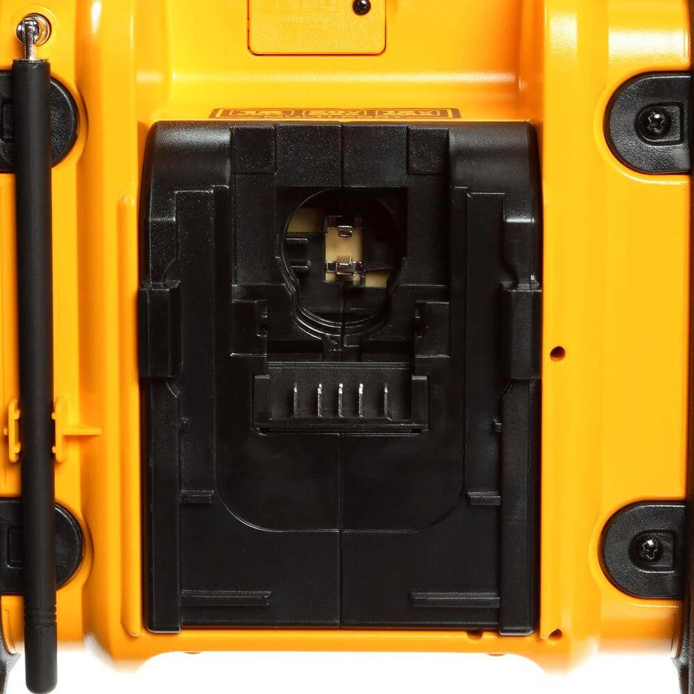 20-Volt MAX Compact Corded/Cordless Worksite Radio - Image 3 20-Volt MAX Compact Corded/Cordless Worksite Radio - Image 3