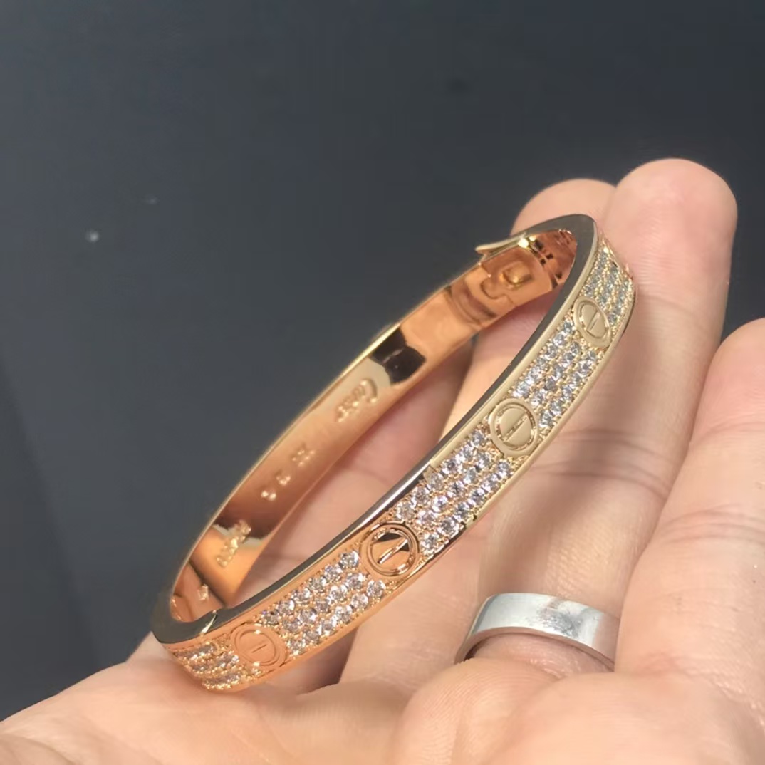 Cartier LOVE Bracelet Bangle - Original Replica Club