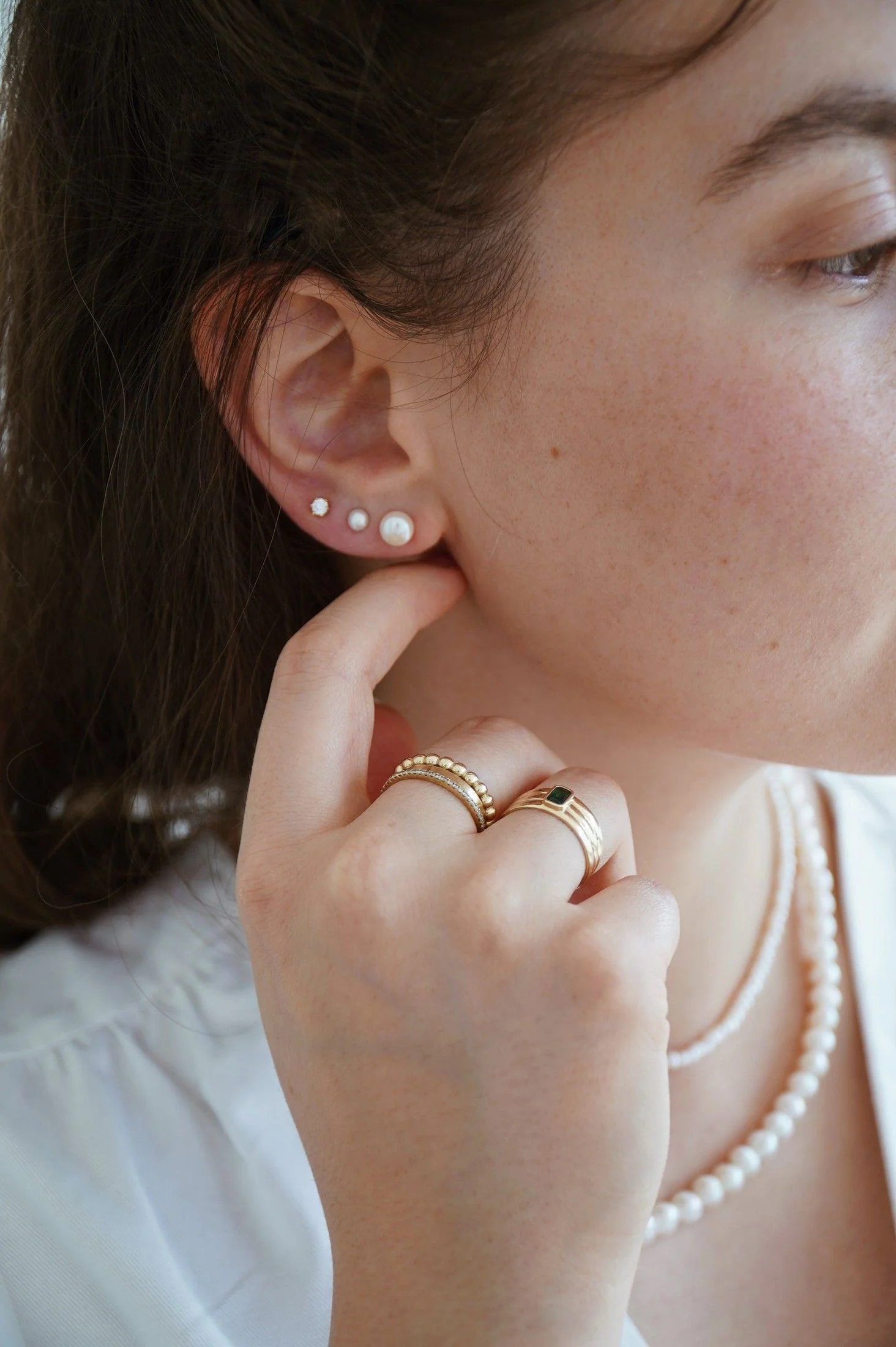 pearl studs