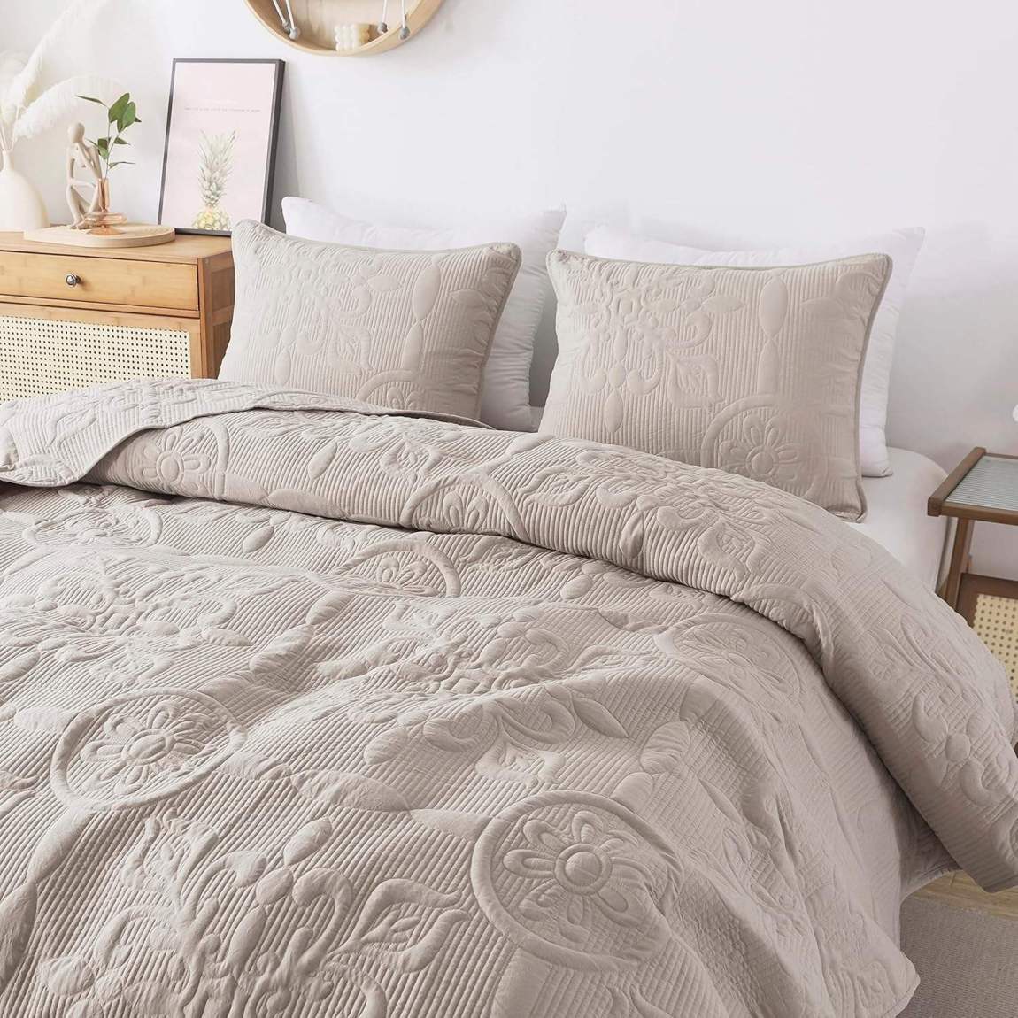 Cotton Satin Quilted Bedspread