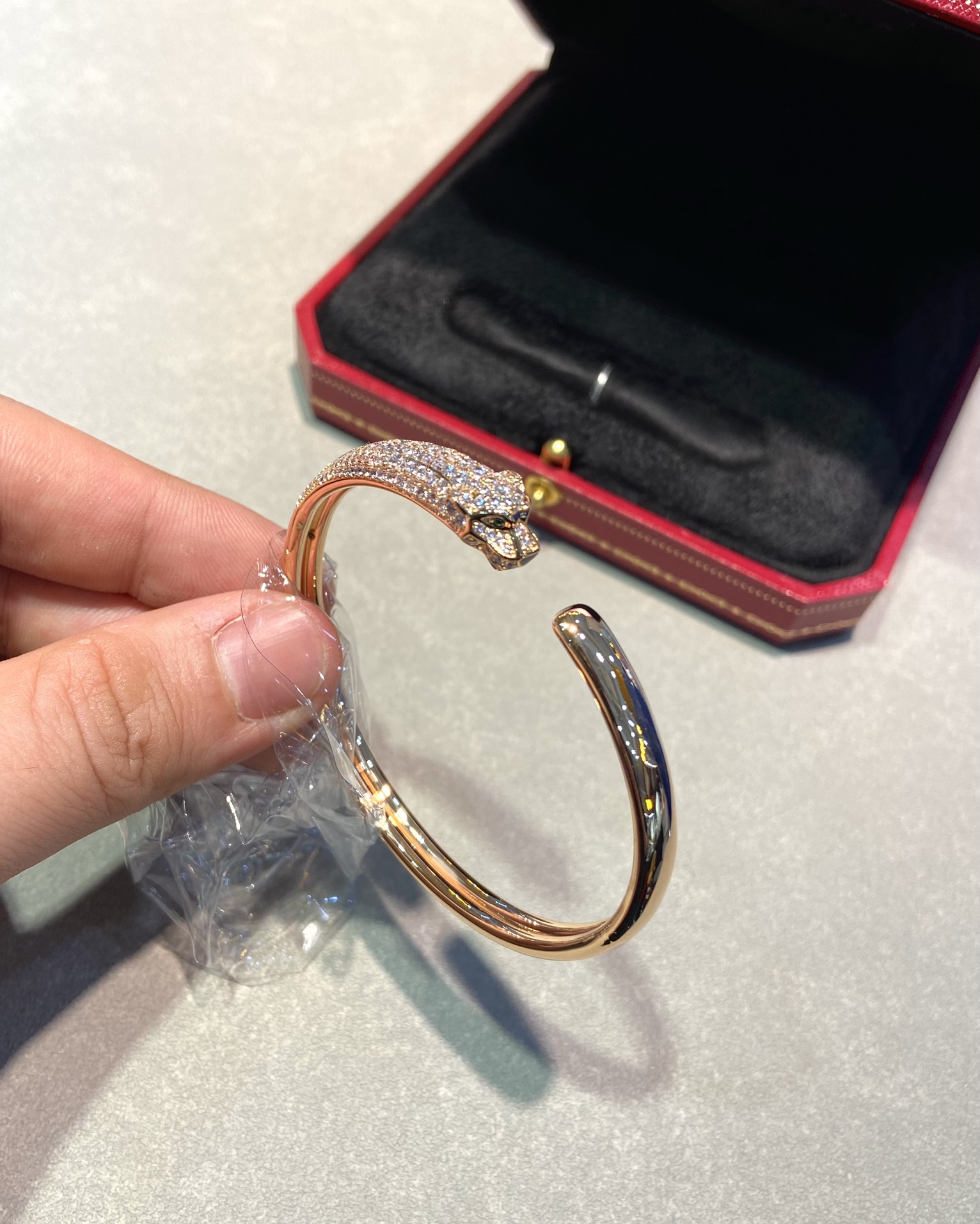 Cartier Half Diamond Panthère de Bracelet Open Cuff Bangle - Original Replica Club