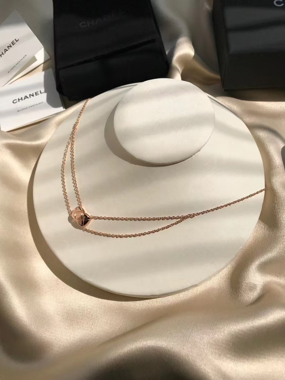 Chanel Coco Crush Rose Gold Necklace - Original Replica Club