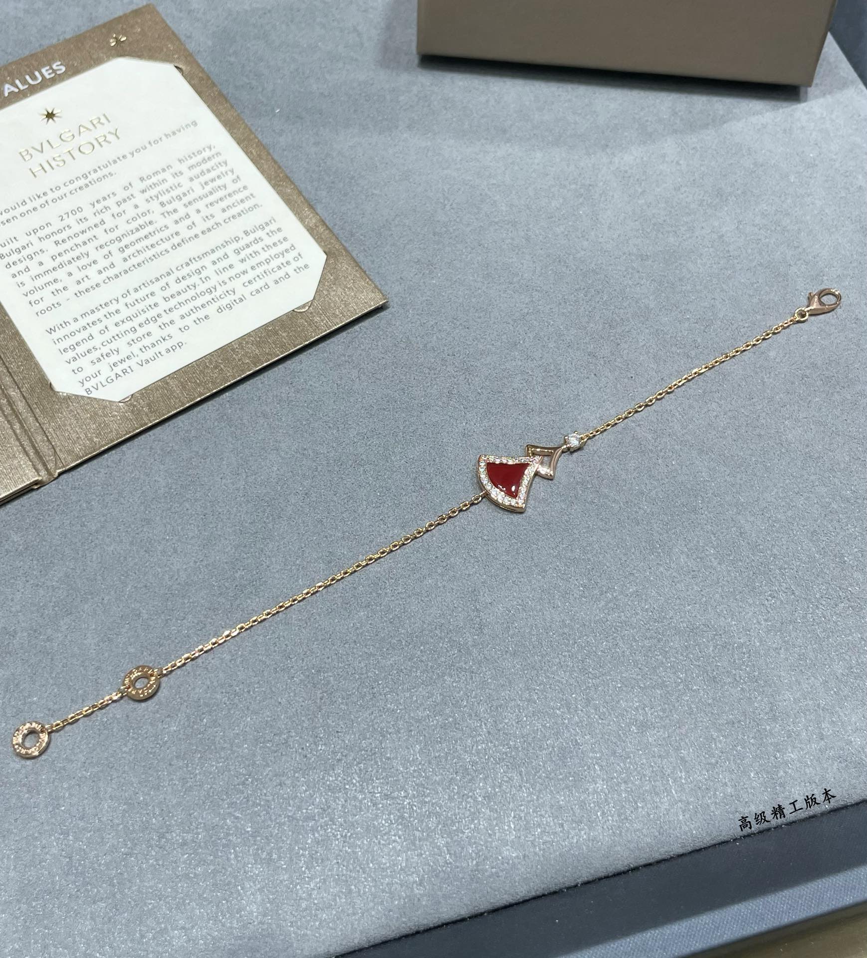 Bvlgari Rose Gold Divas' Dream Bracelet - Original Replica Club