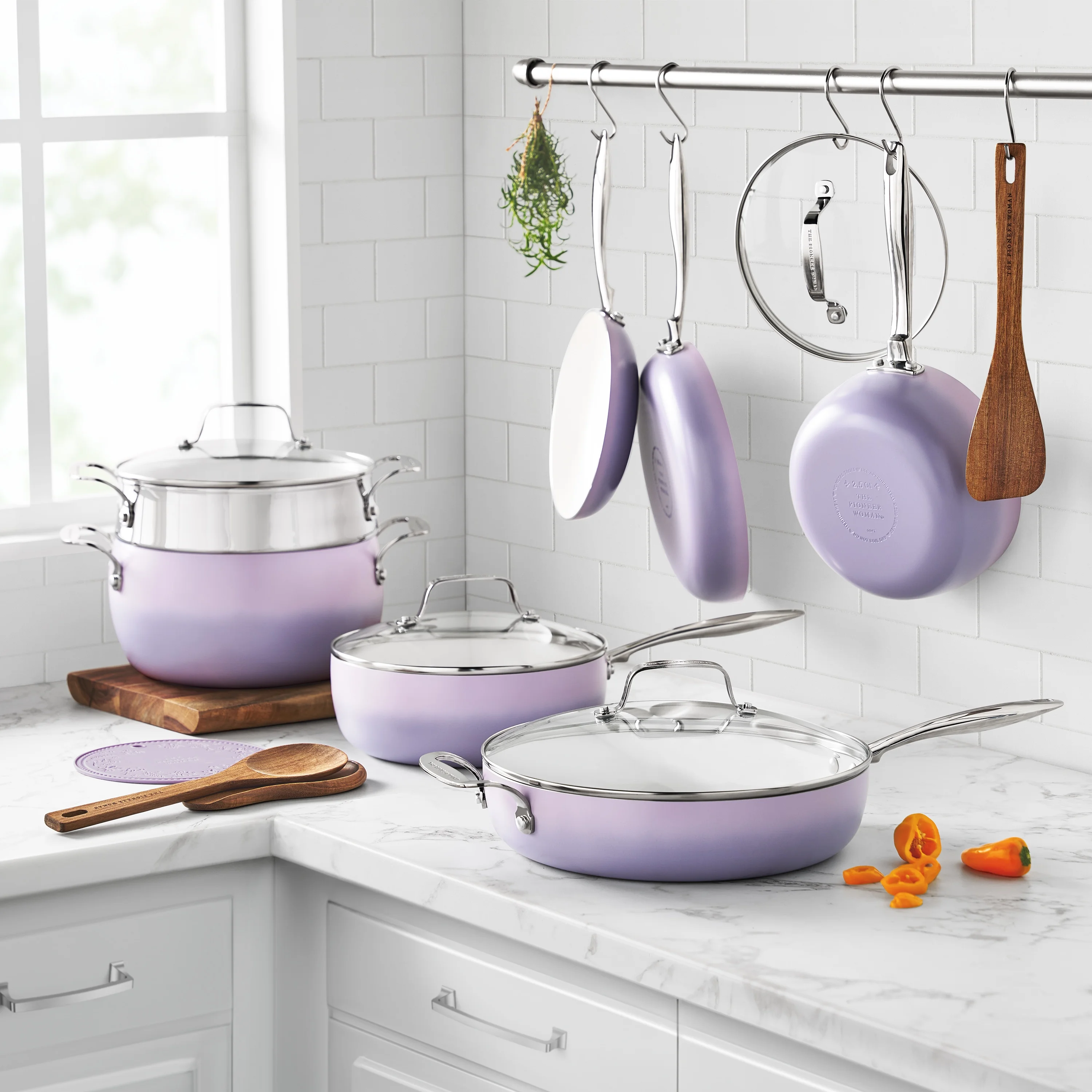 The Pioneer Woman Harlow 15-Piece Cookware Set, Ceramic Non-Stick Pots and Pans Set, Taupe - Image 54