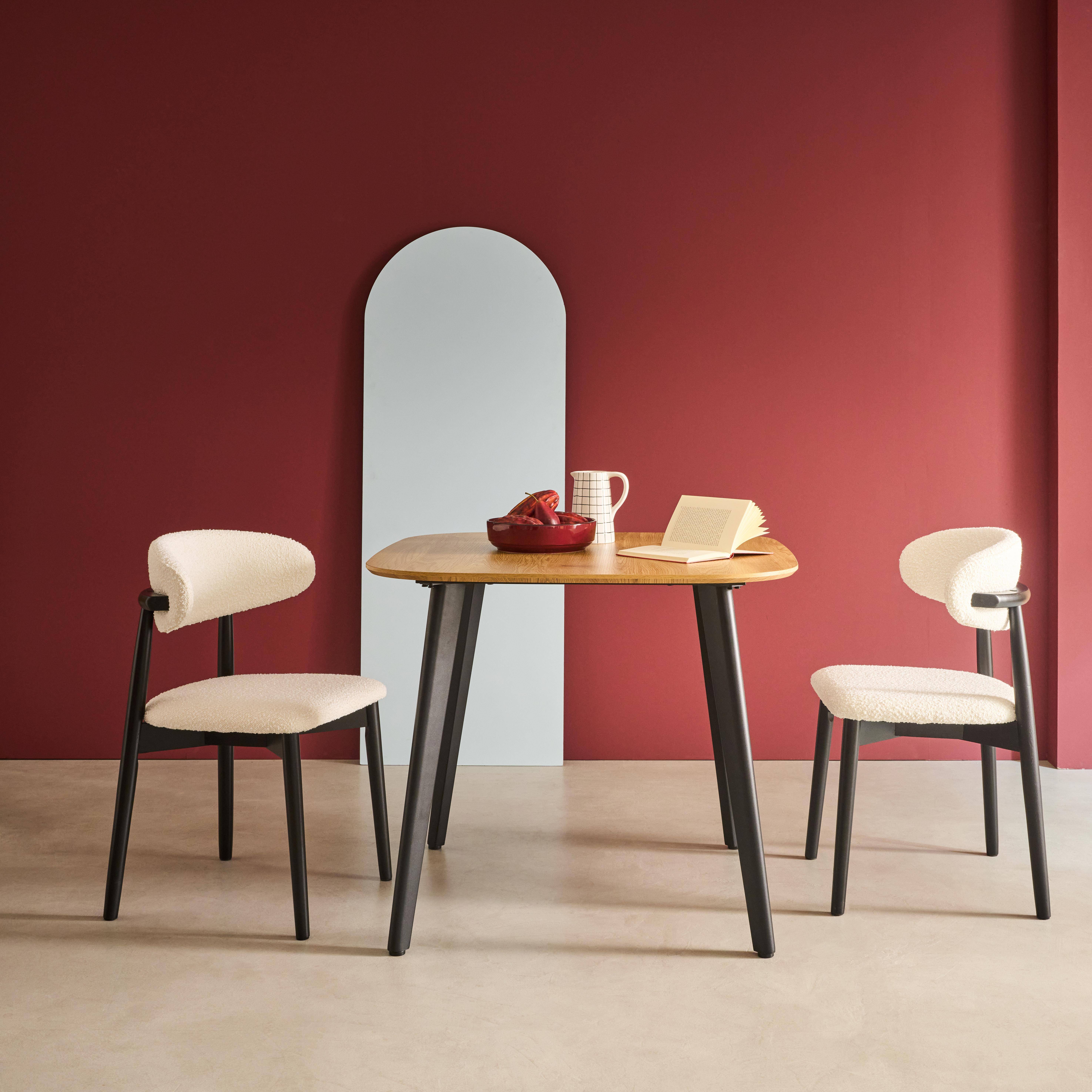 Azylis - Mesa de comedor cuadrada efecto madera patas de metal negro, 4 plazas