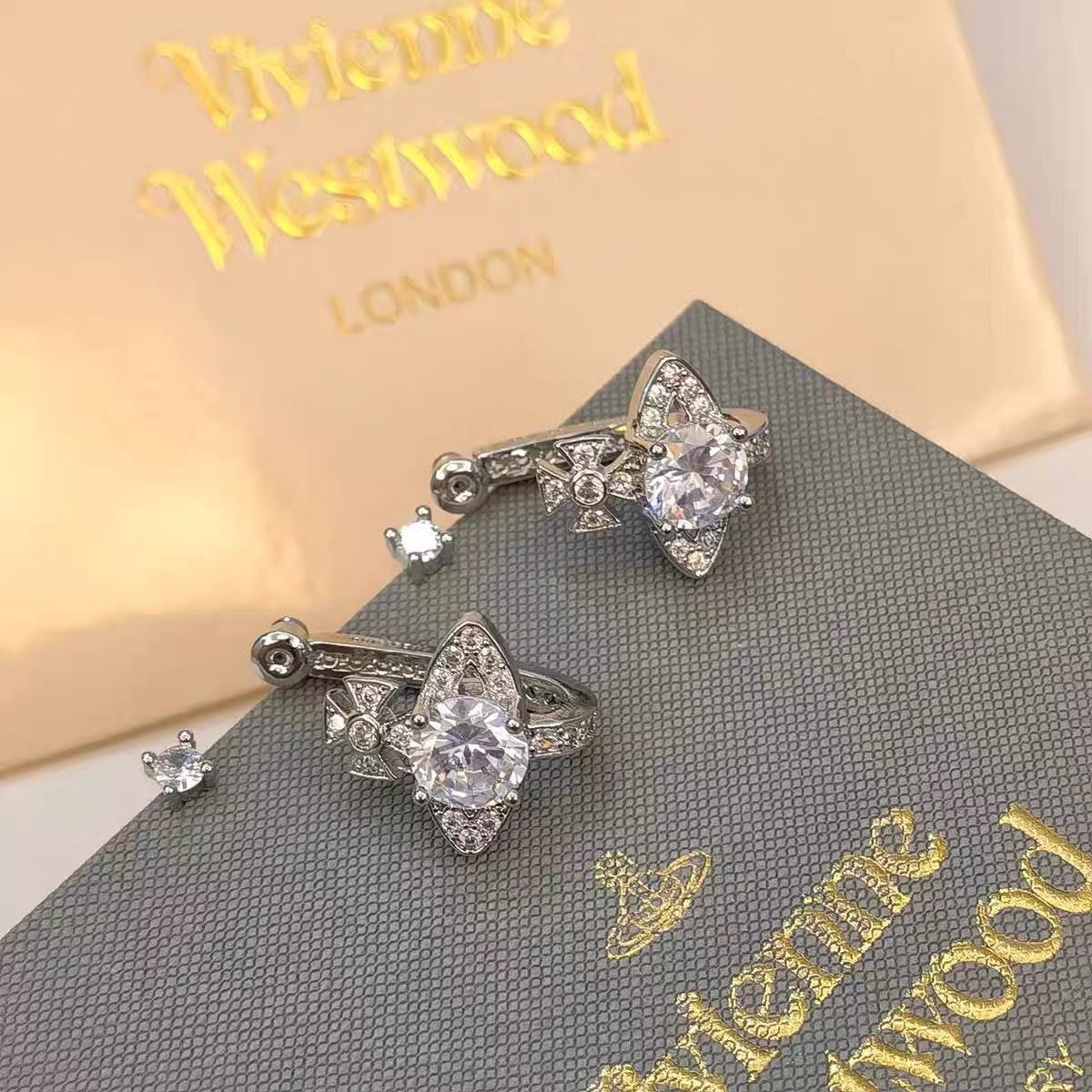 Vivienne Westwood Pink White Diamond Saturn Earrings - Original Replica Club