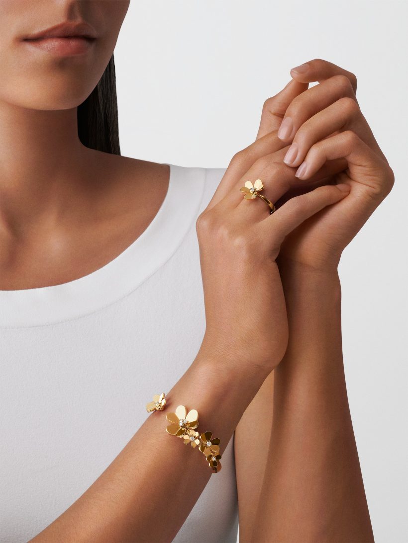 Replicate Frivole bracelet, 7 flowers, medium model(1:1 replica) - Original Replica Club