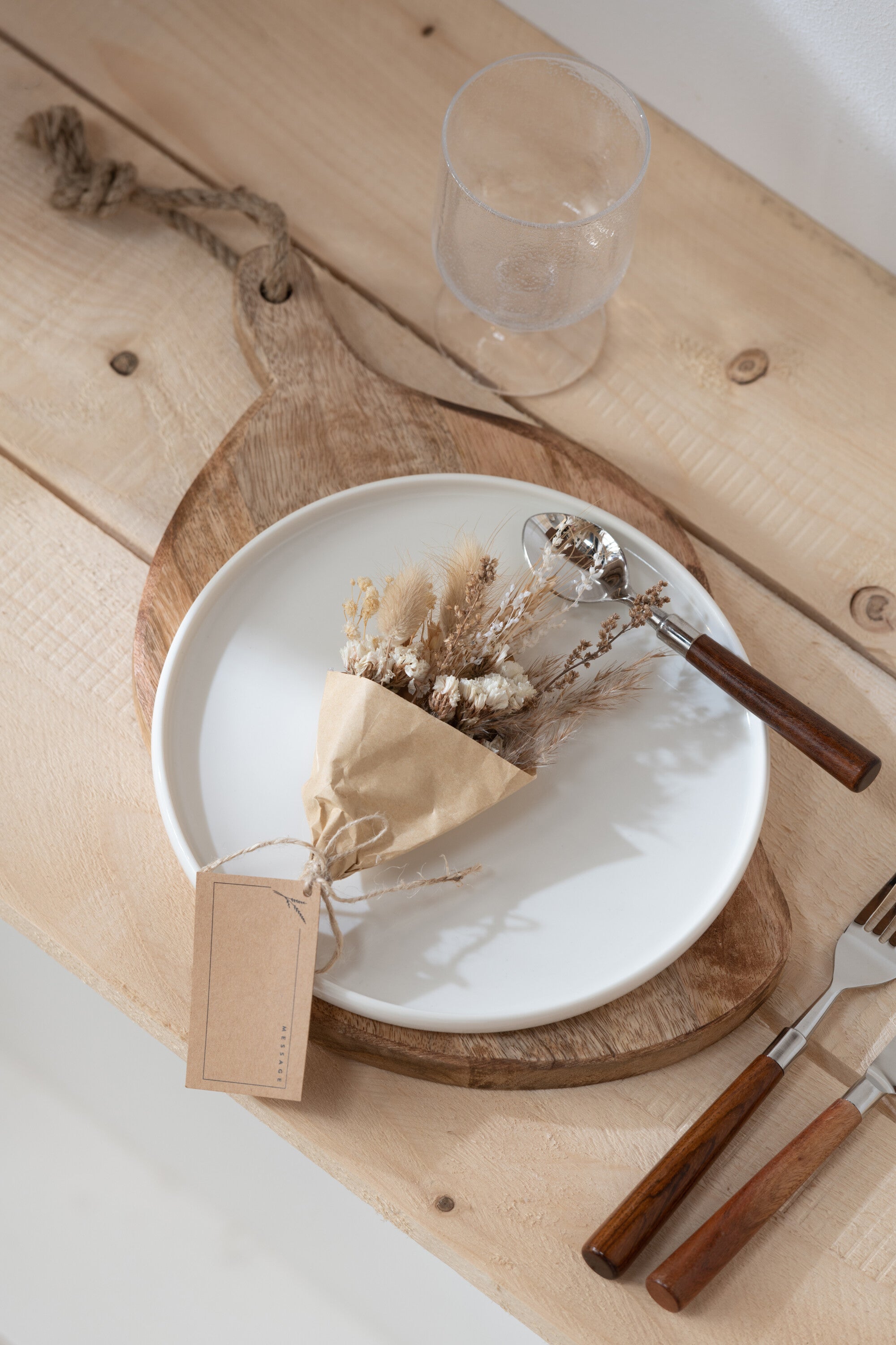 J-Line bundel Gedroogde Bloemen In Papier Wrap - jute - natu