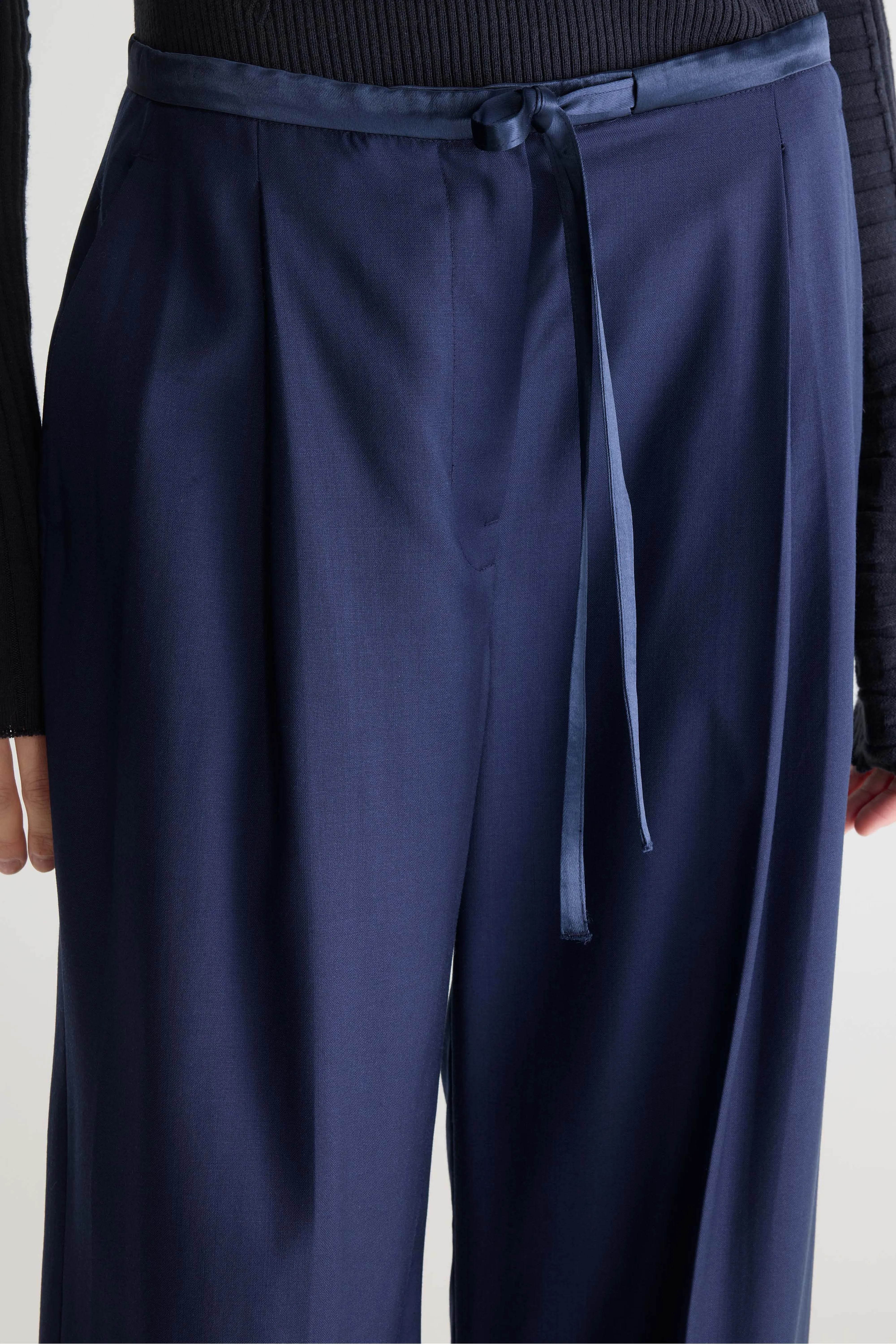 Bellerose Vestal regular trousers (261 / W / NAVAL)