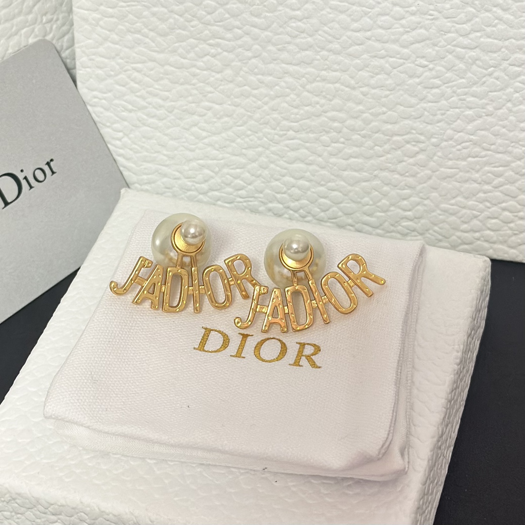 Jadior Pearl Earrings - Original Replica Club