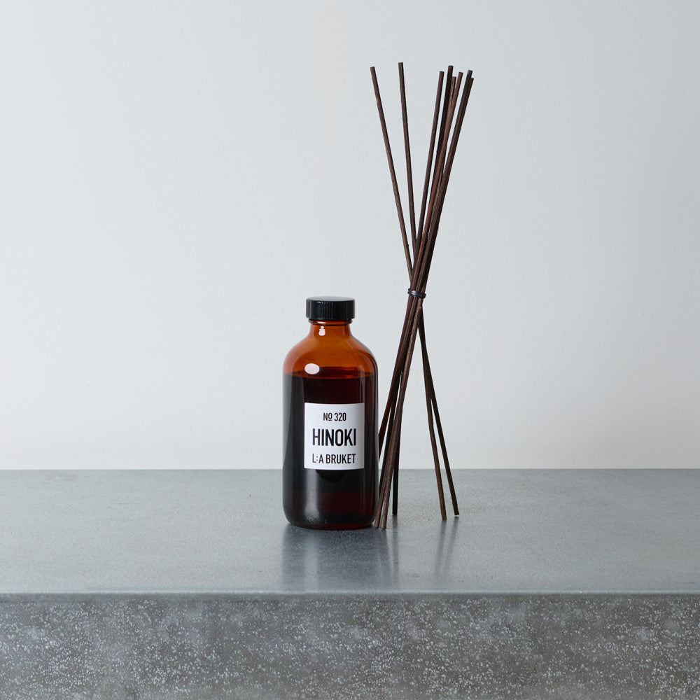 Diffuseur à bâtonnets L:A BRUKET - N°320 Hinoki