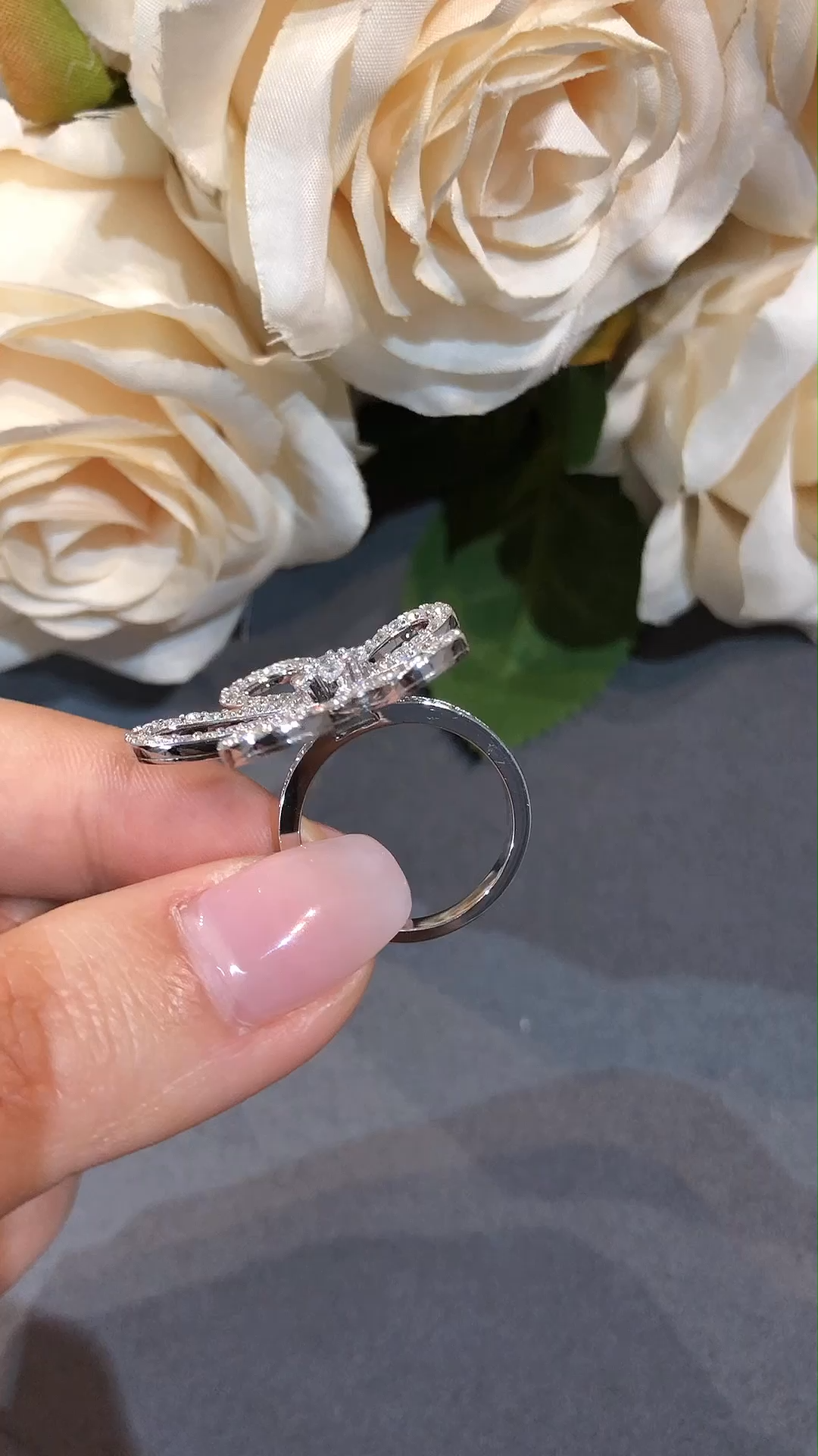 VCA Flowerlace Ring - Original Replica Club