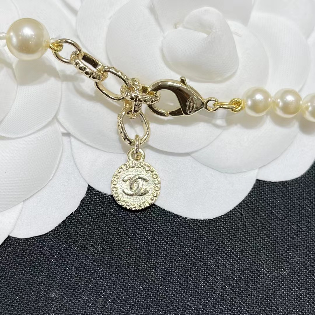 Chanel Vibe Gradient Pearl Necklace - Original Replica Club