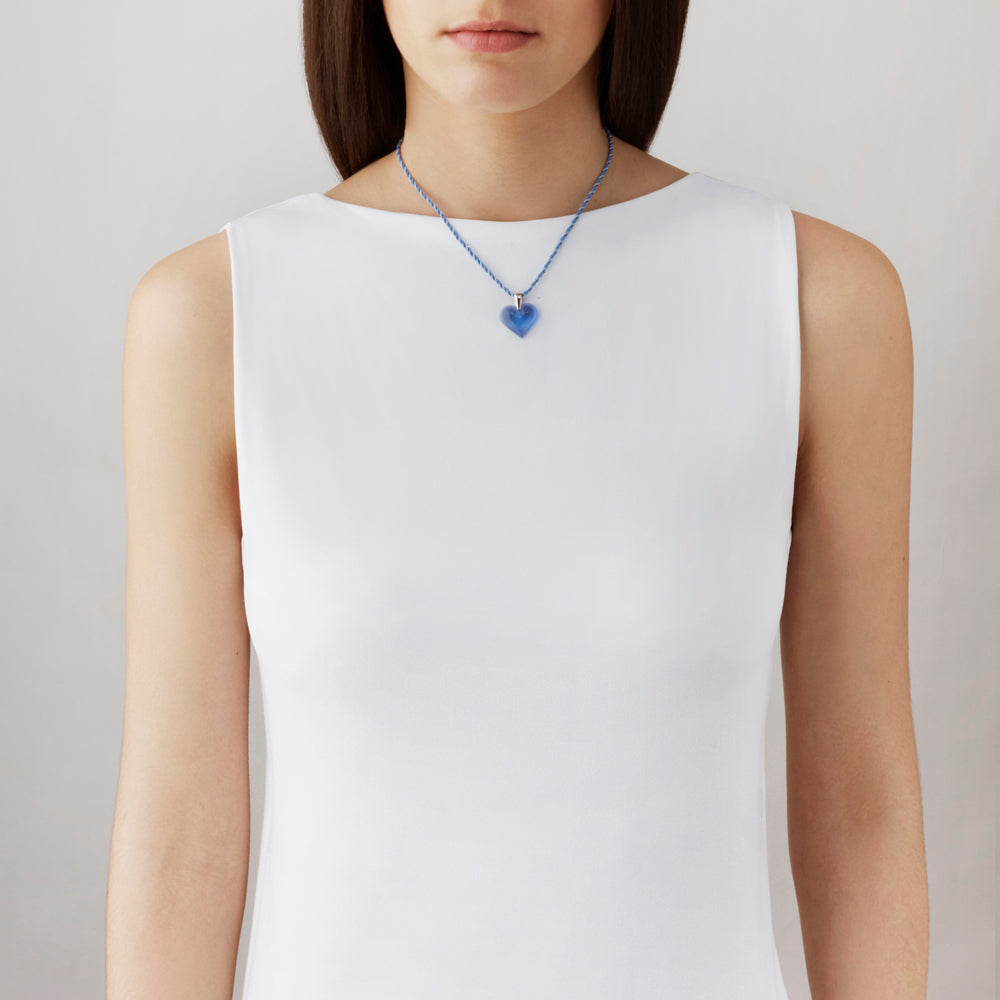 PENDENTIF AMOUREUSE BEAUCOUP - CRISTAL BLEU SAPHIR, ARGENT