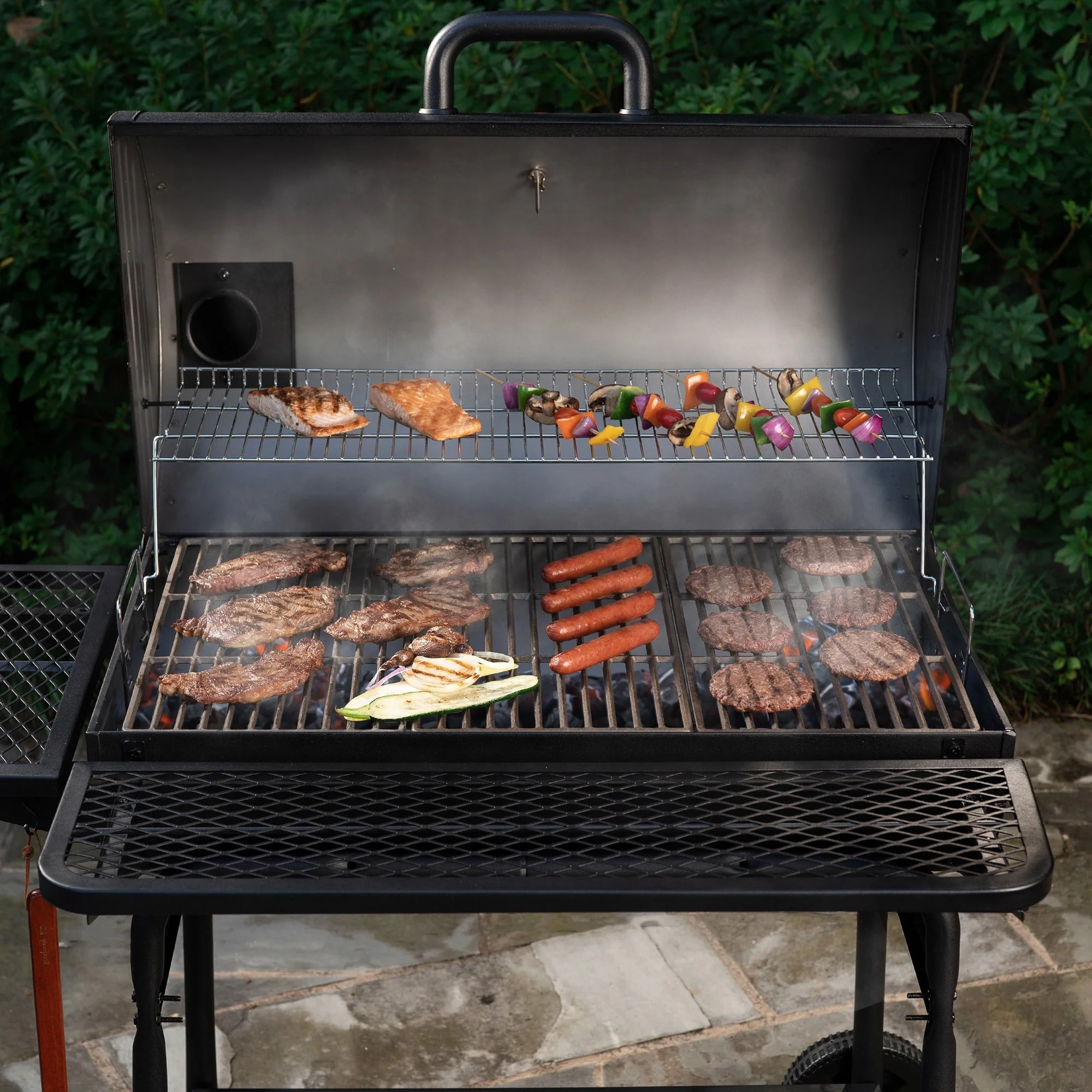 Char-Griller Pro Deluxe XL Charcoal Barrel Grill - Image 4