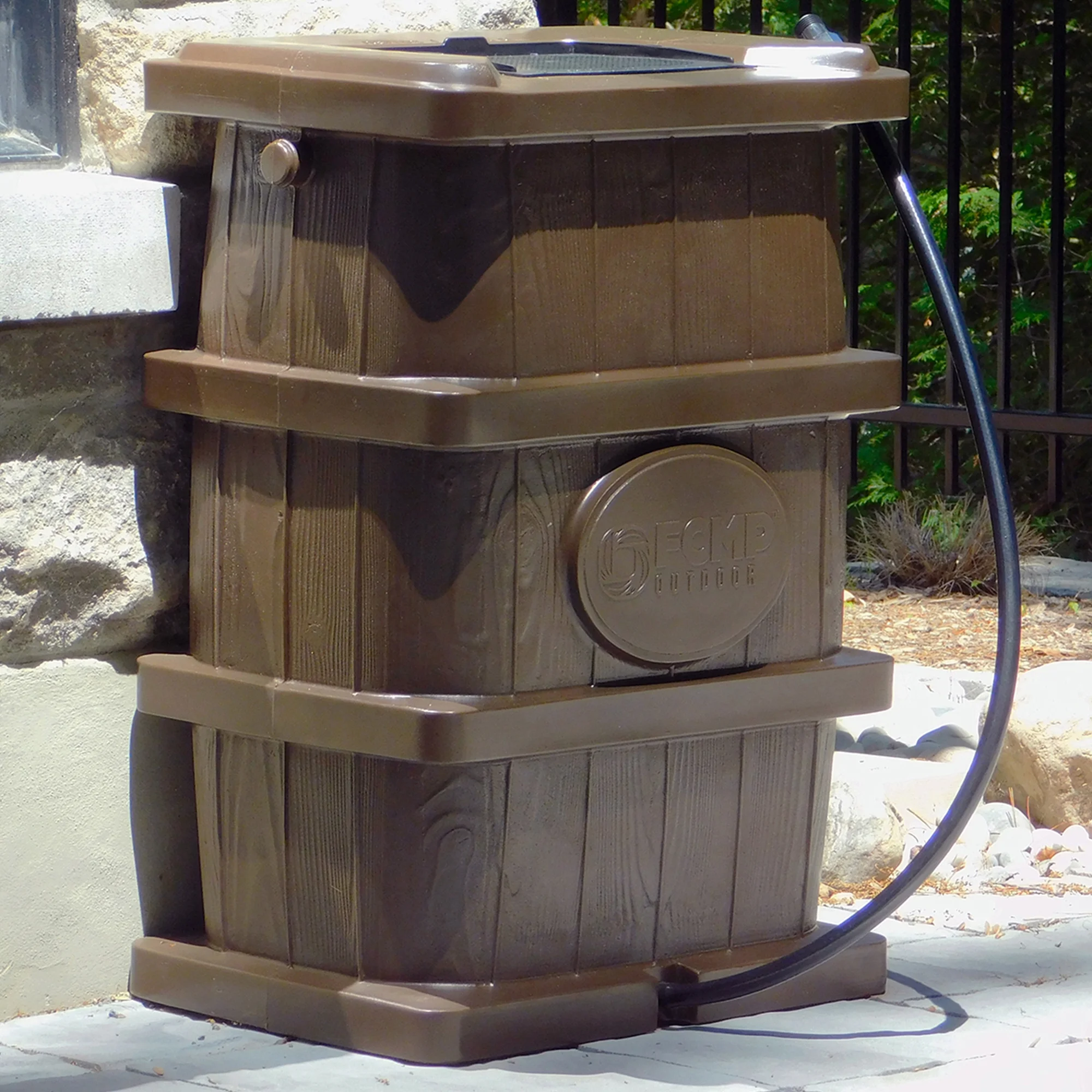 FCMP Outdoor WG4000-GRY Home Outdoor Wood Grain Rain Water Catcher Barrel - Image 6