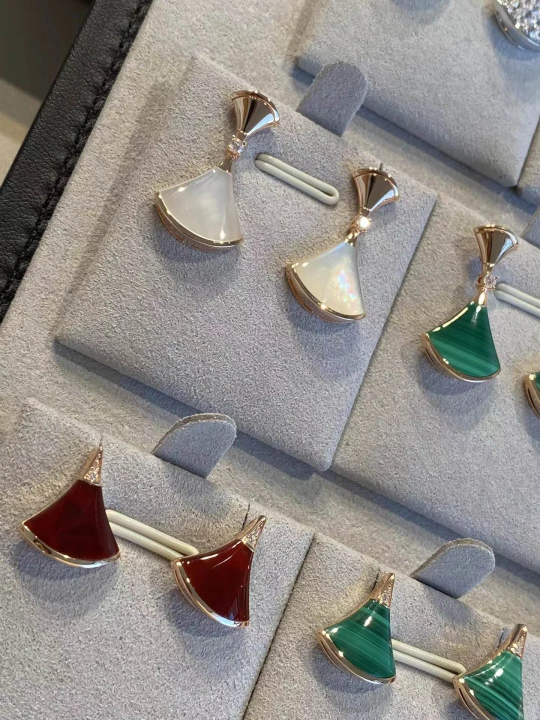 Bvlgari Divas' Dream Earrings - Original Replica Club