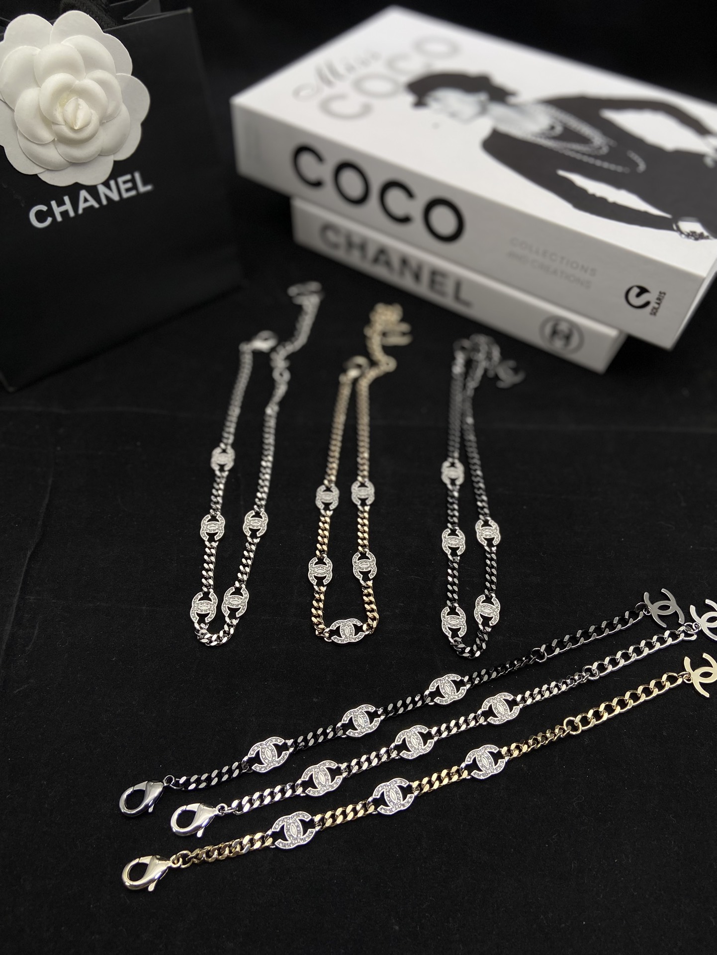 Chanel Classic Flat O Chain Bracelet Choker Necklace - Original Replica Club