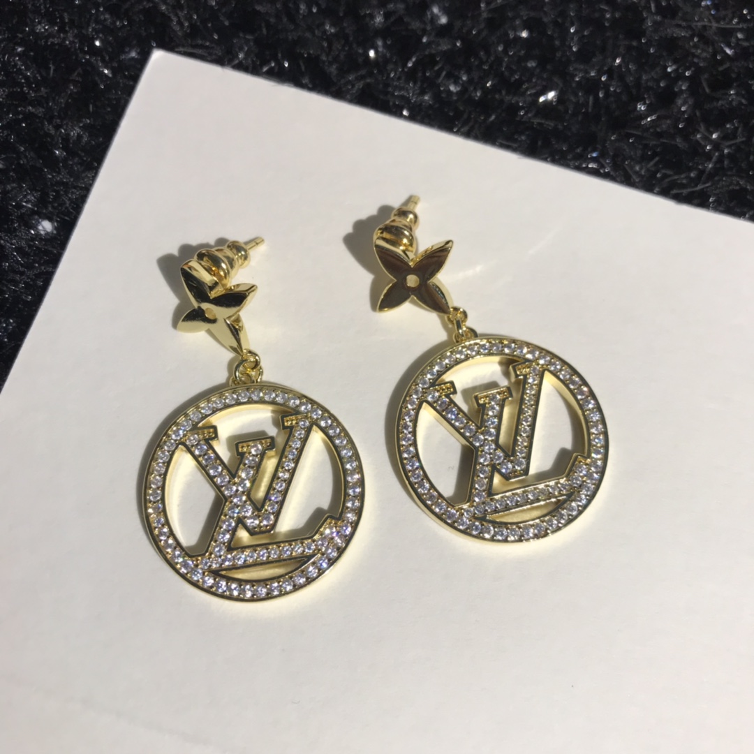 Louis Vuitton Letter Round Dangle Earrings - Original Replica Club
