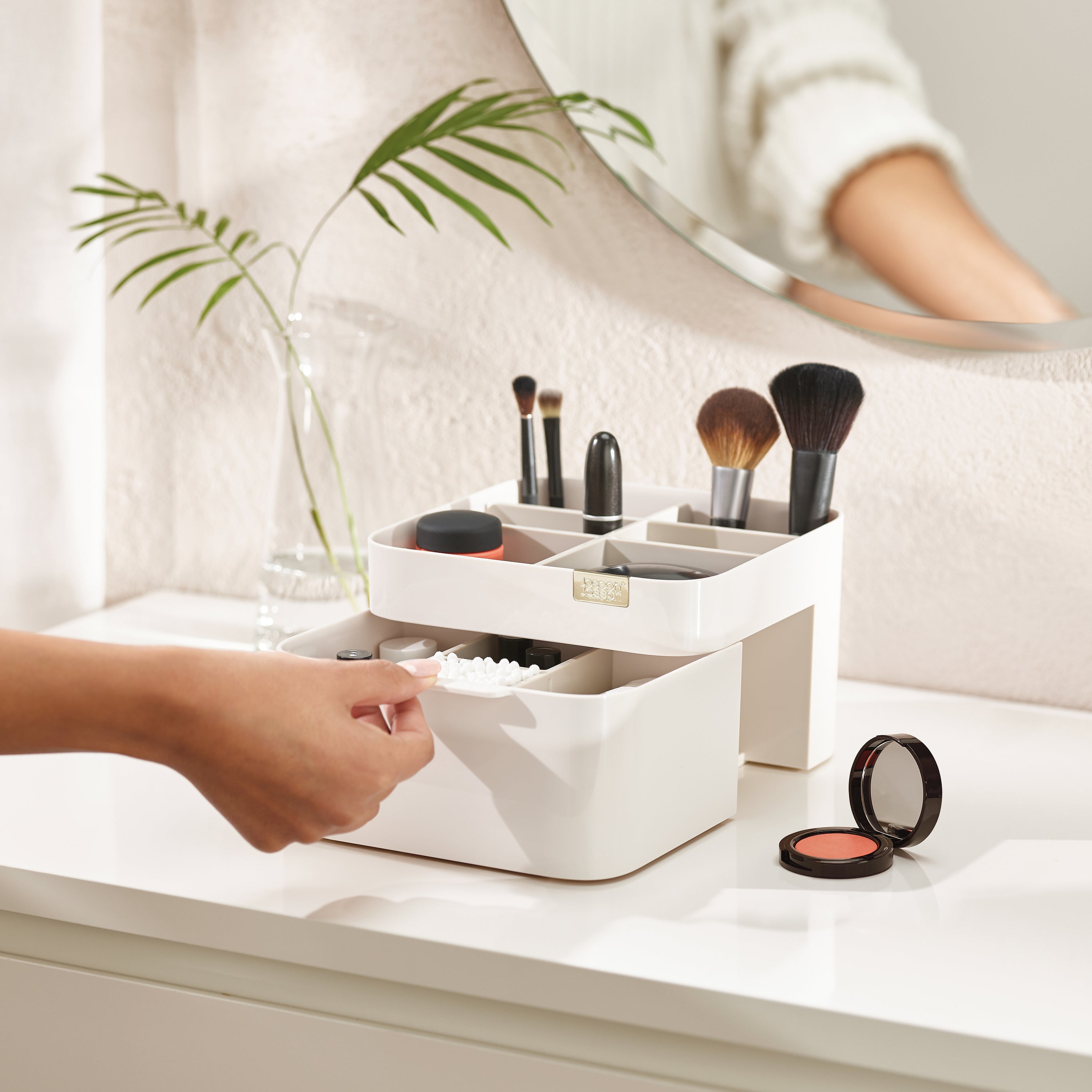 Joseph Joseph Viva Make-up Organizer
