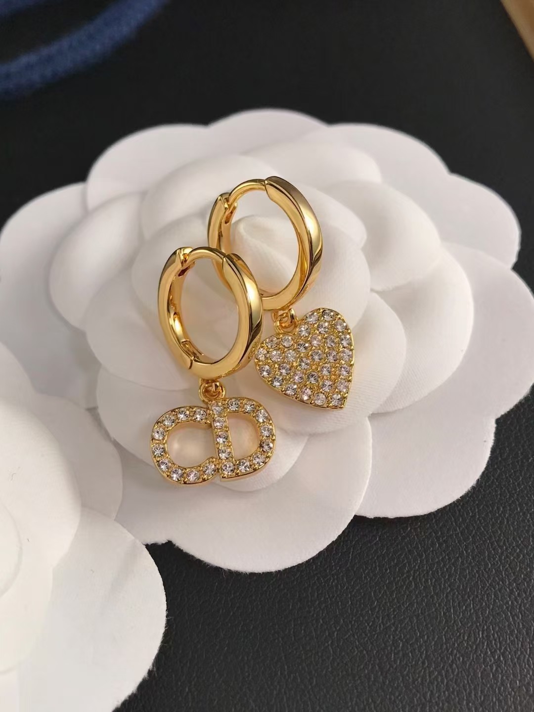 Dior Asymmetric Heart CD Dangle Earrings - Original Replica Club