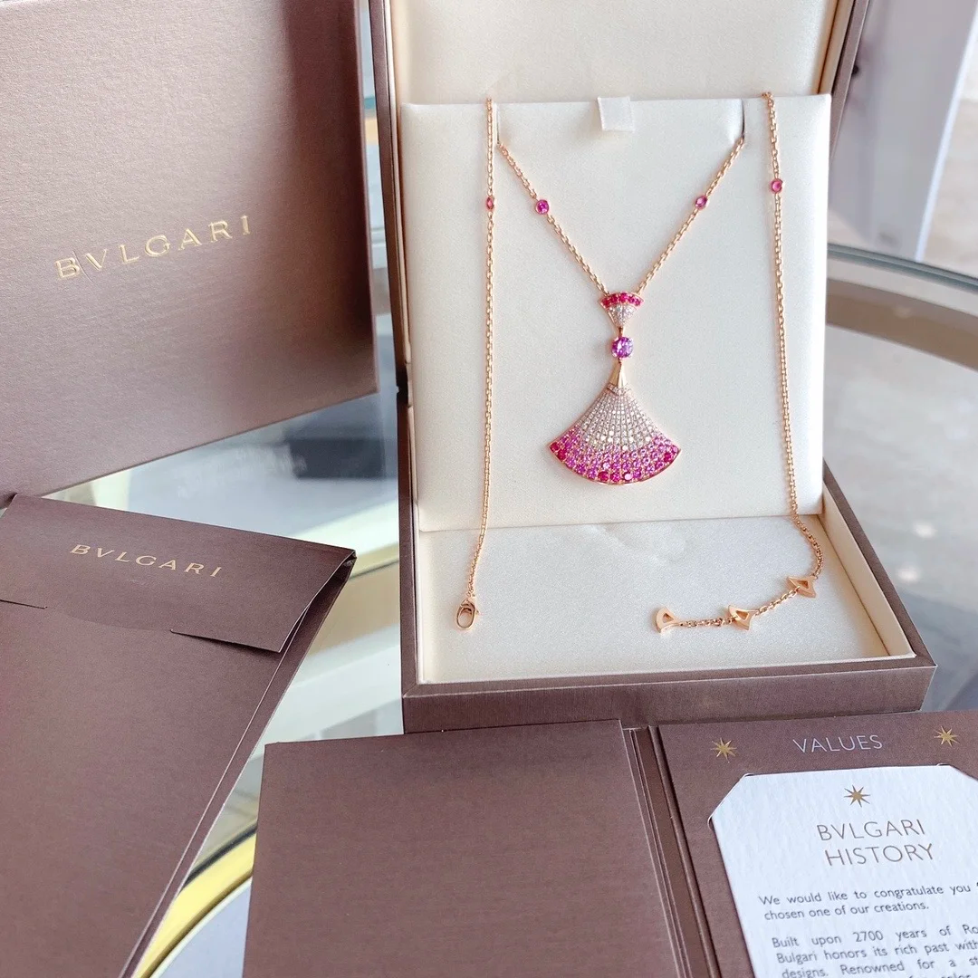 Bvlgari Divas' Dream Necklace - Original Replica Club