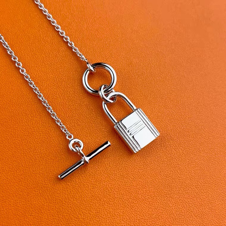 Hermes OT Clasp Lock Pendant Necklace - Original Replica Club