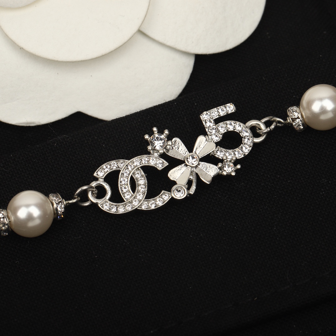 Chanel NO.5 Clover Silver Bracelet - Original Replica Club