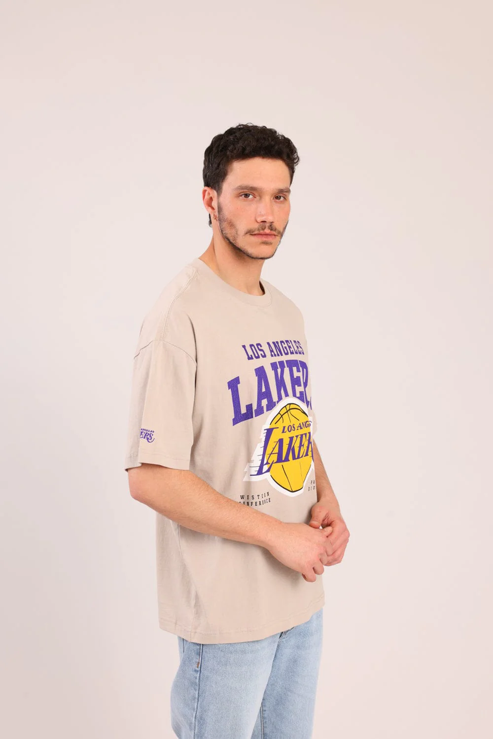 חולצה ממותגת NBA